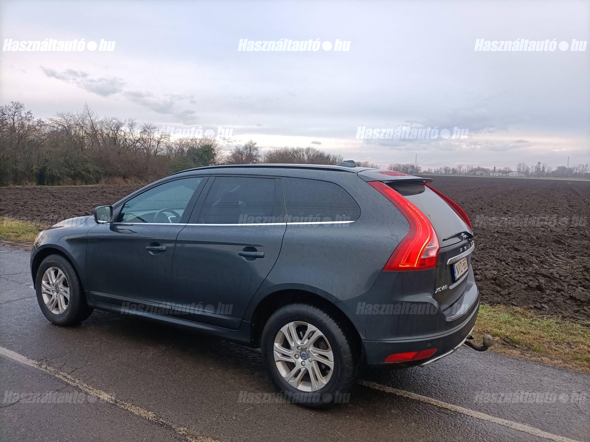 VOLVO XC60 2016/12 - 1