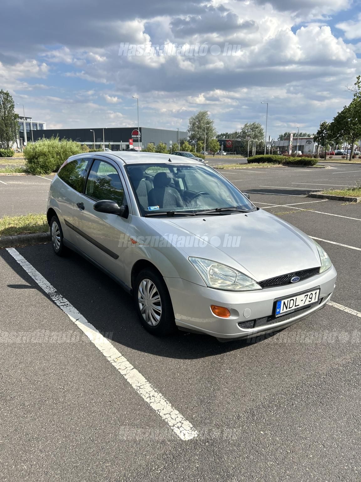 FORD FOCUS 1999/4 - 1