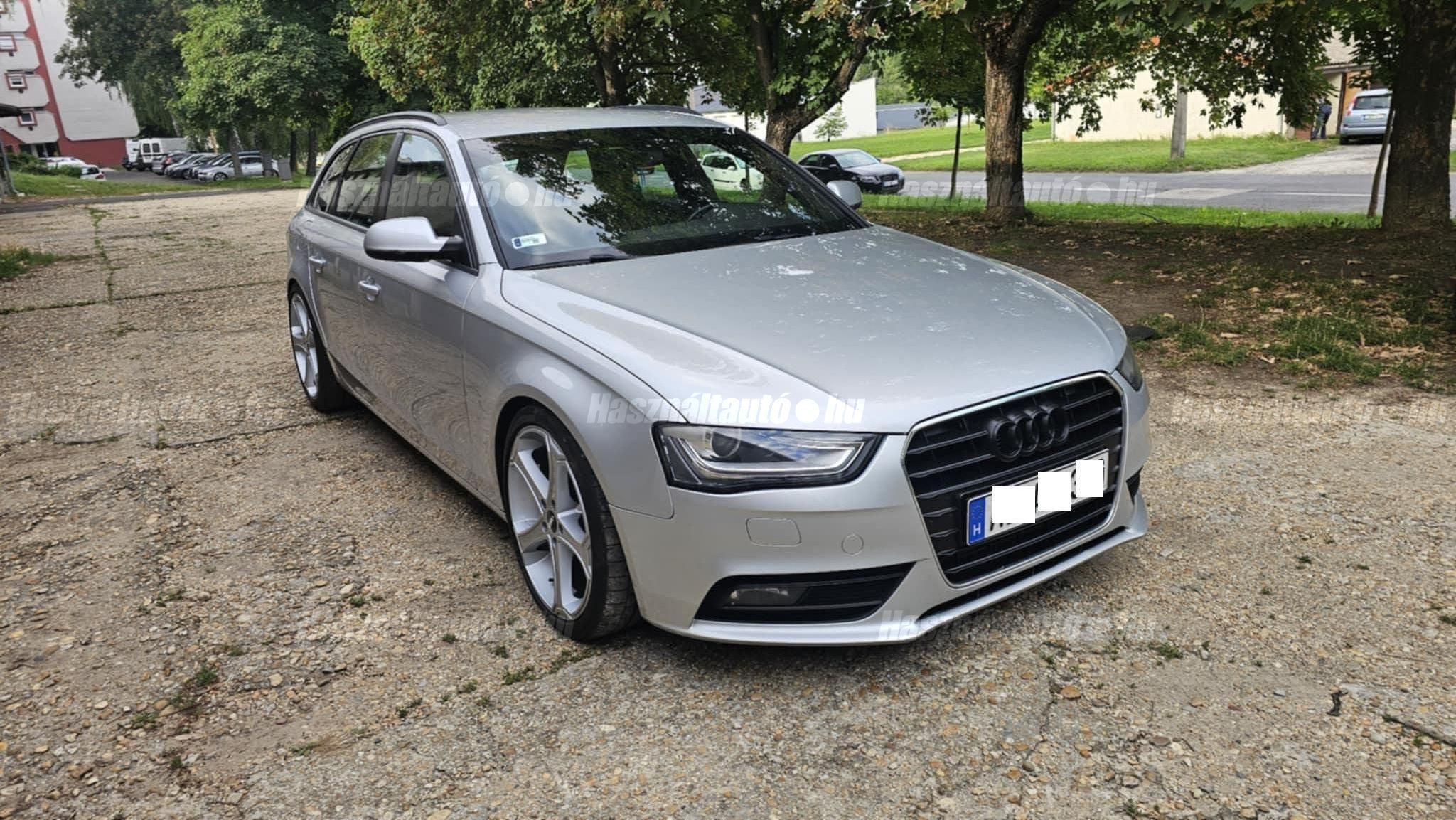 AUDI A4 2012/12 - 1