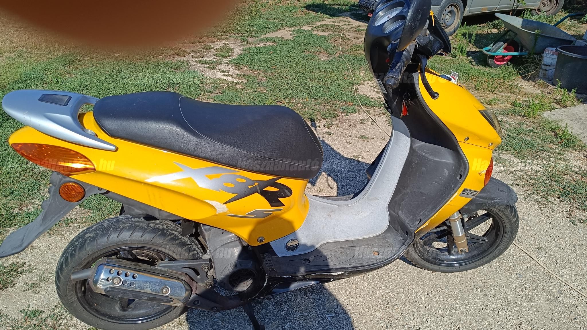 HONDA X8R-S 2000/5 - 1