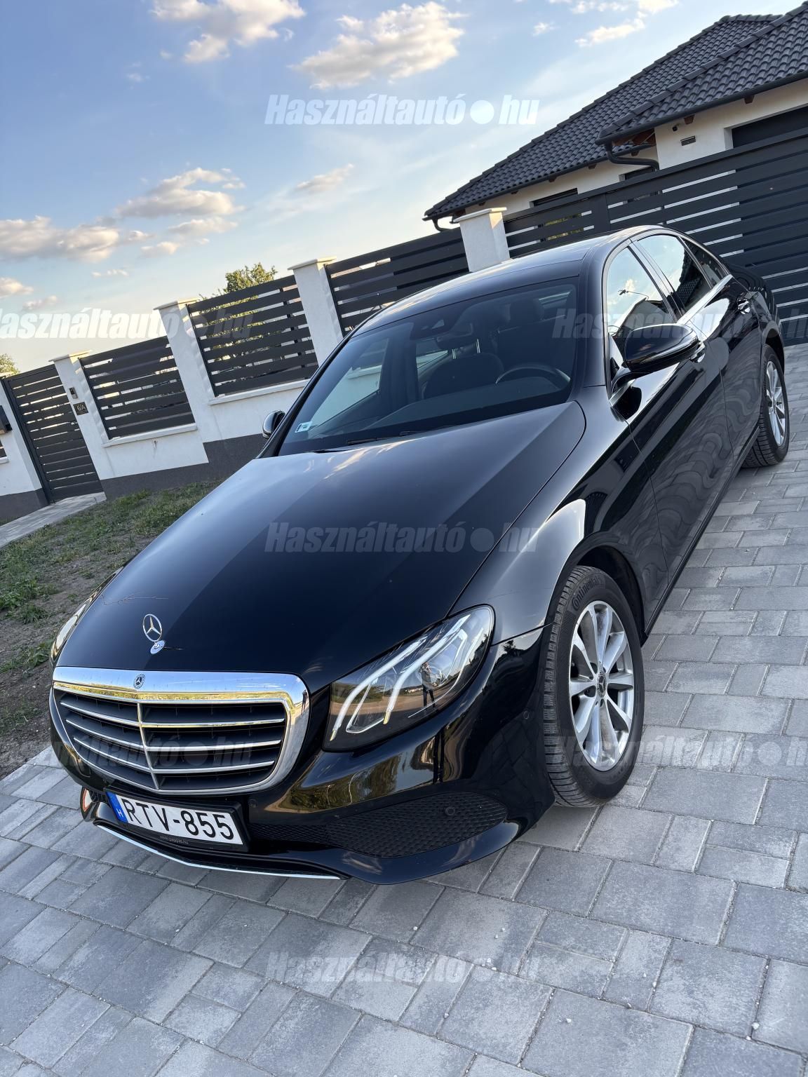 MERCEDES-BENZ E 200 2019/10 - 1