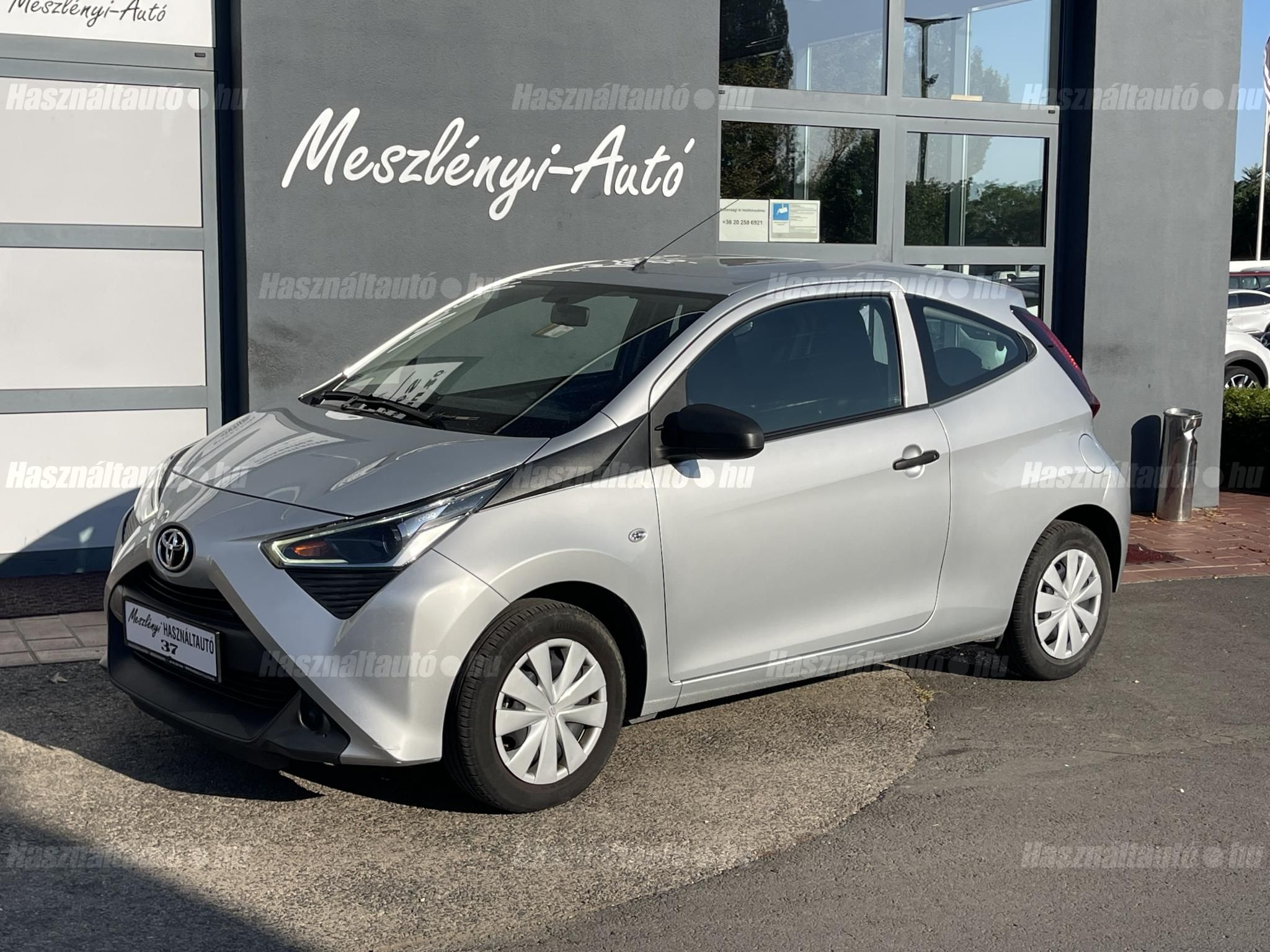 TOYOTA AYGO 2020/12 - 1