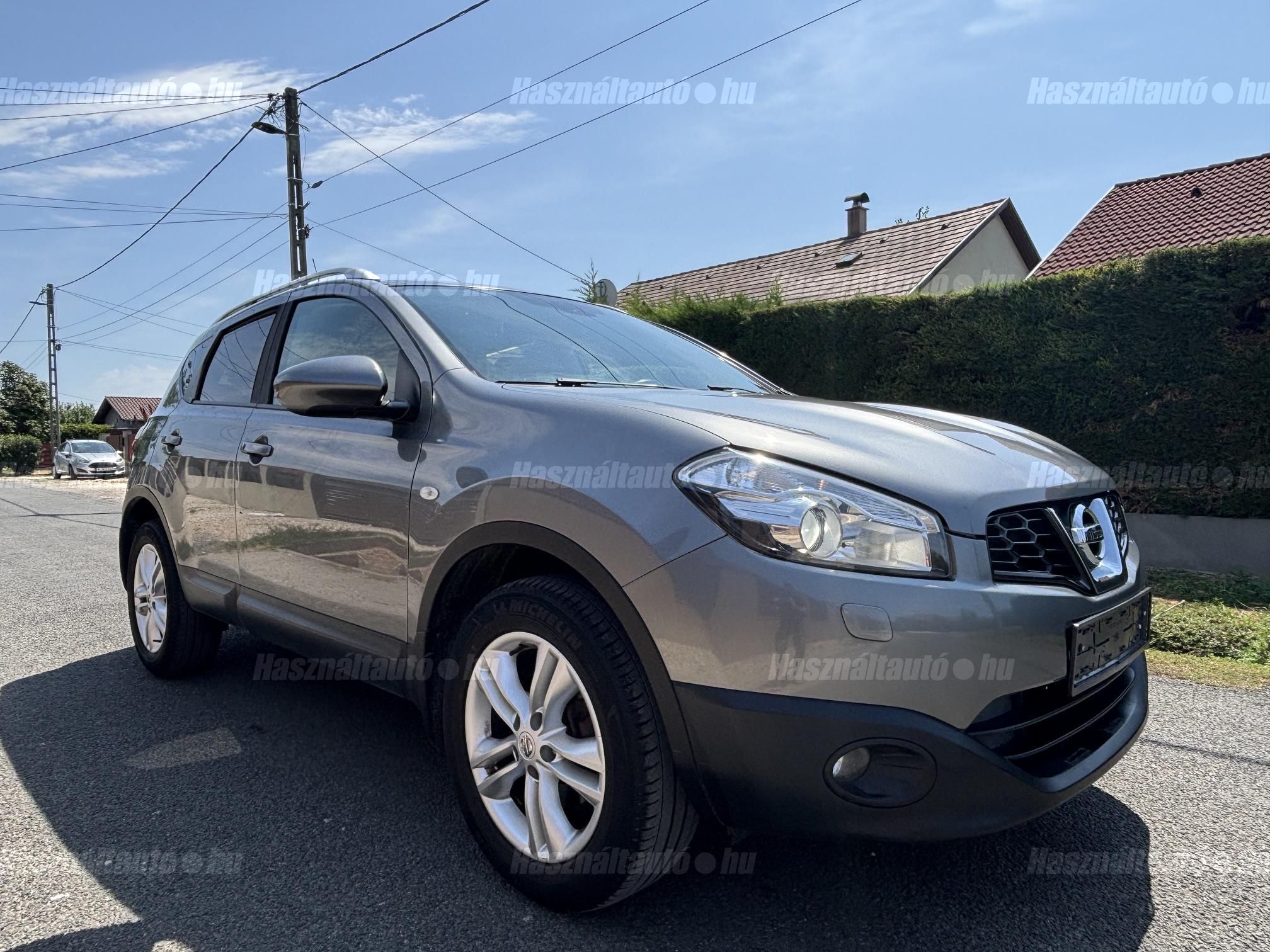 NISSAN QASHQAI 2012/2 - 1