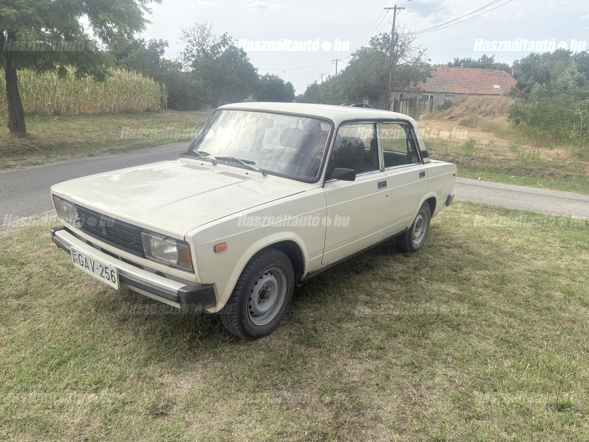 LADA 2105 1996 - 1