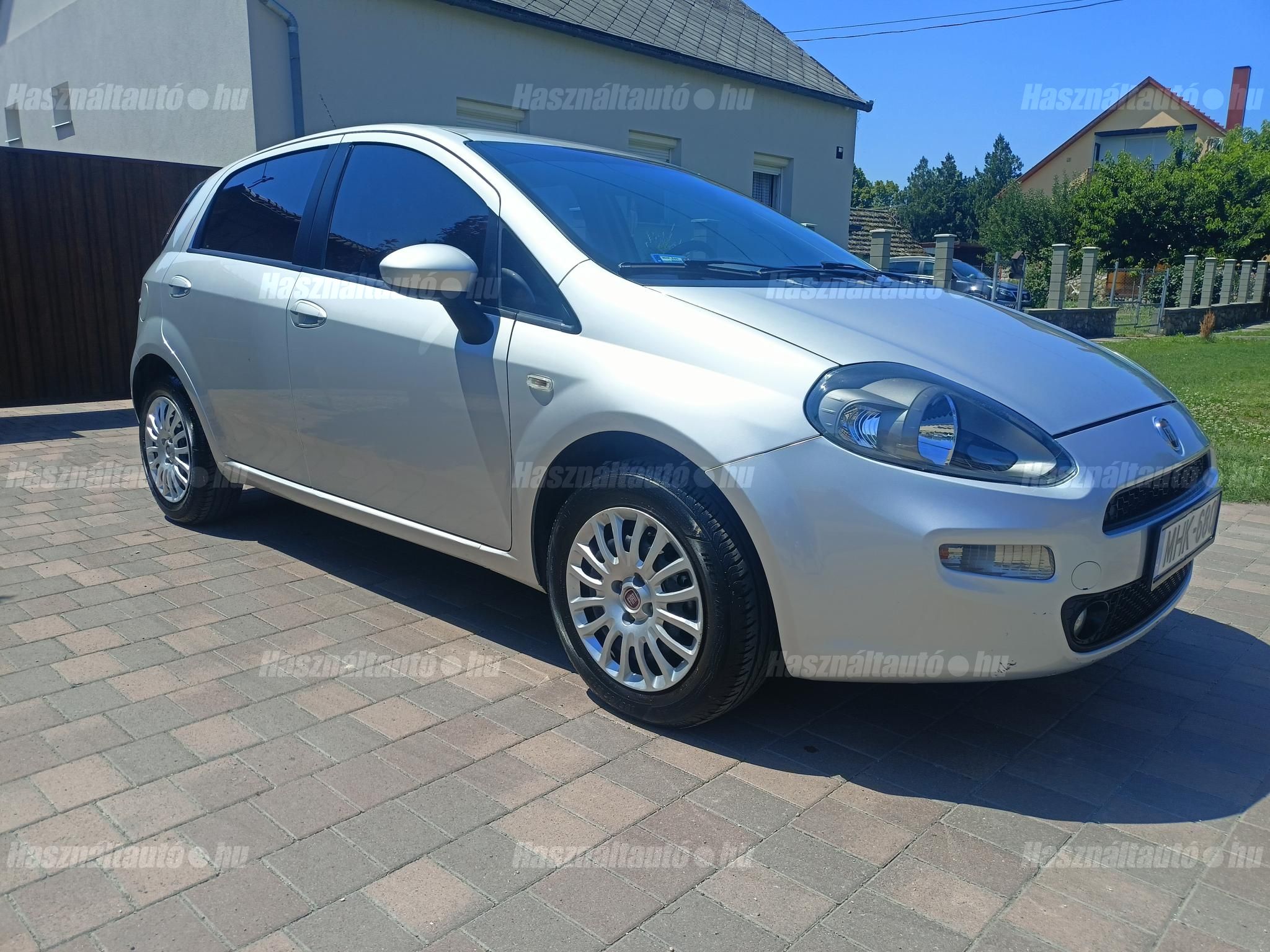 FIAT PUNTO 2012/6 - 1