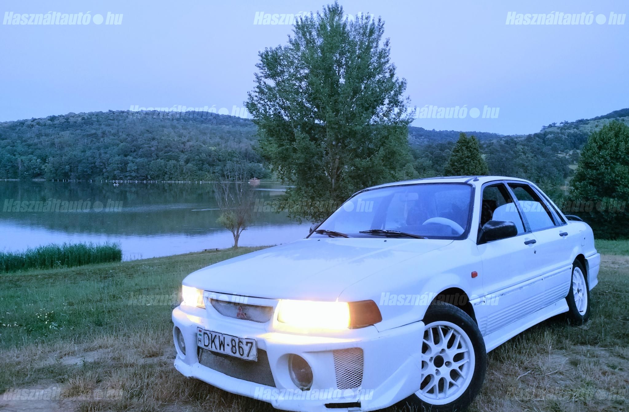 MITSUBISHI GALANT 1990/3 - 1