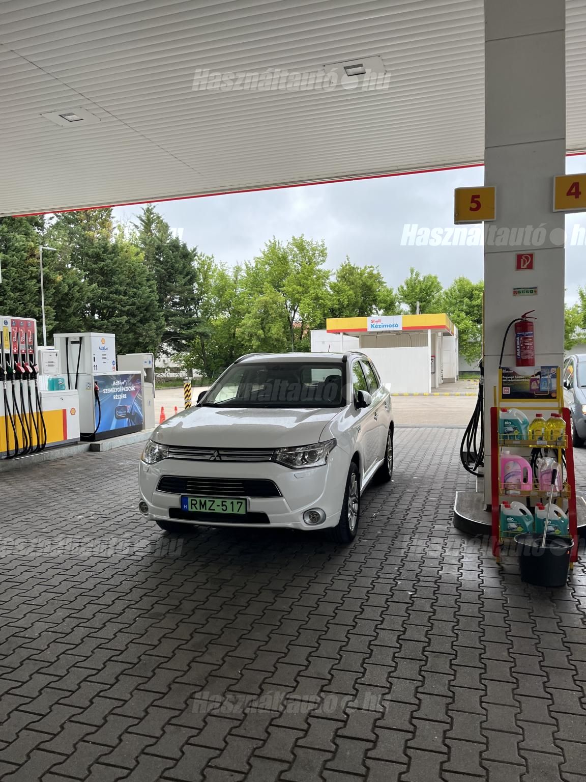 MITSUBISHI OUTLANDER 2013/12 - 1