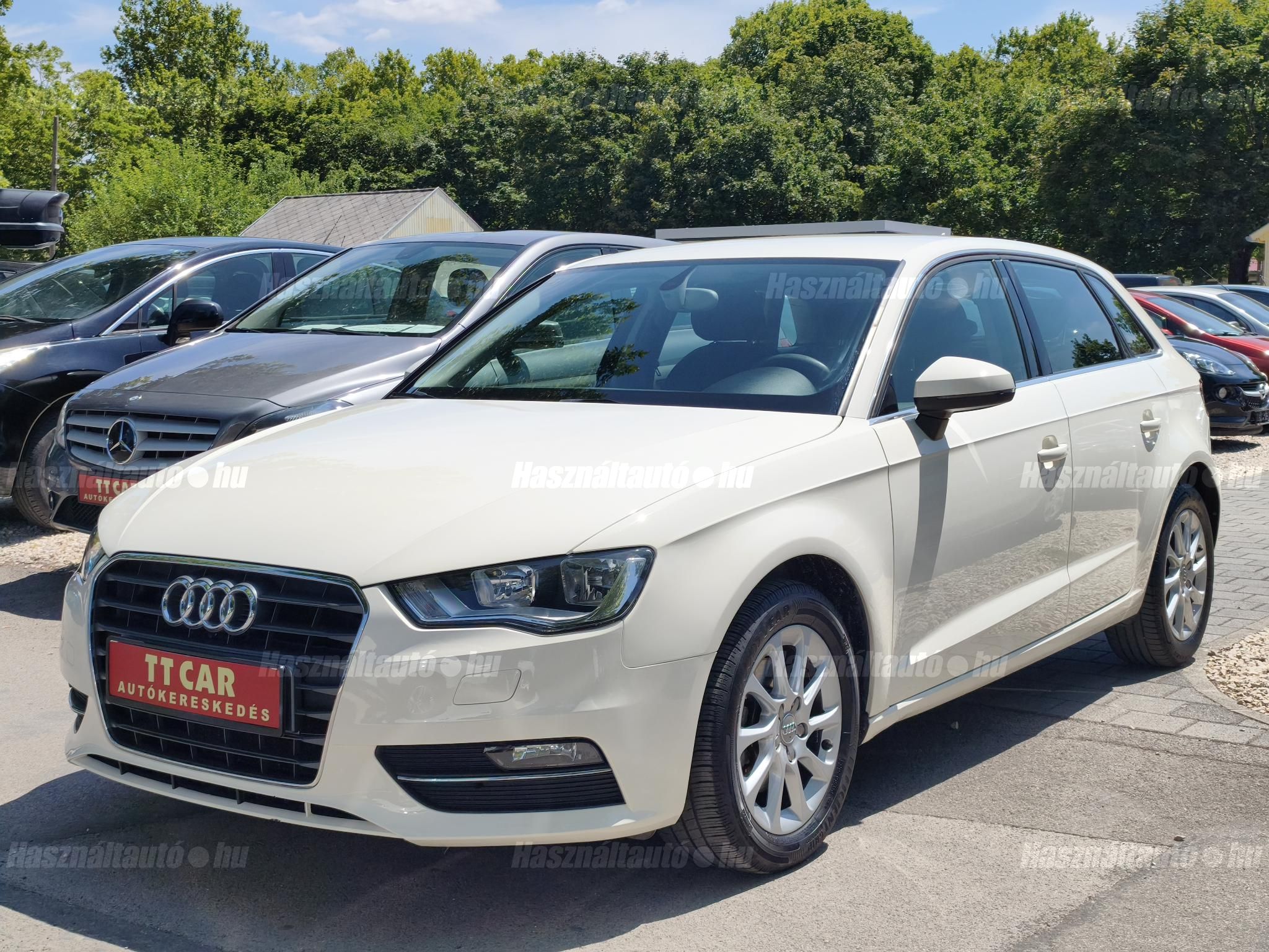 AUDI A3 2013/12 - 1
