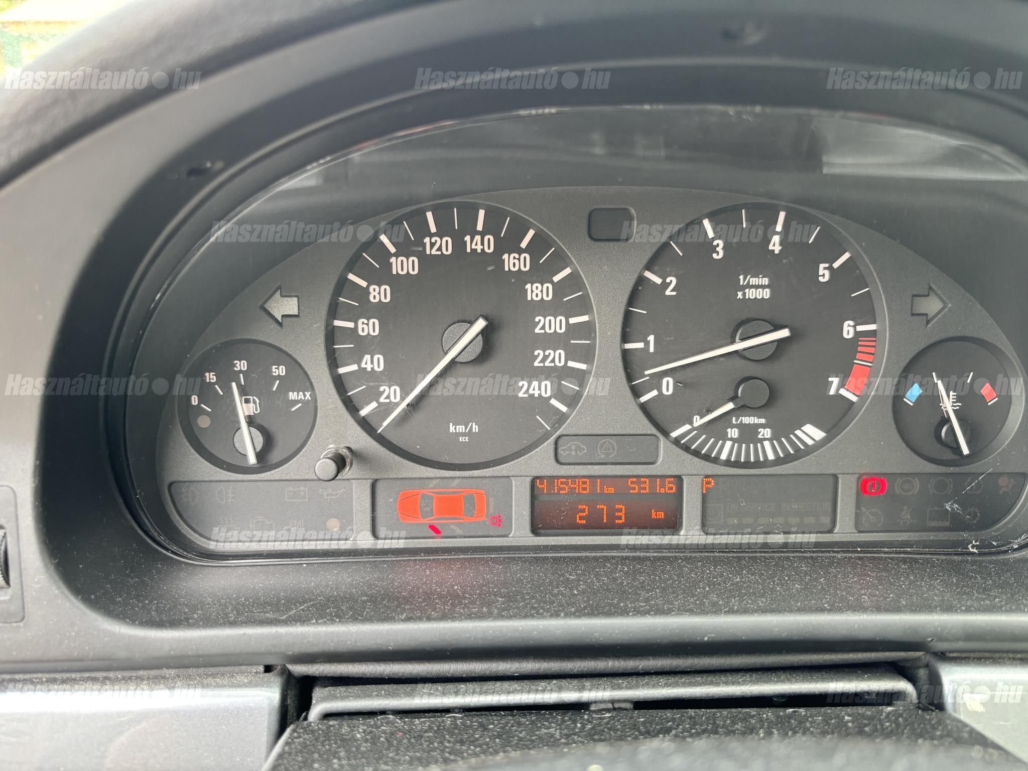 BMW 523 2000/1 - 1
