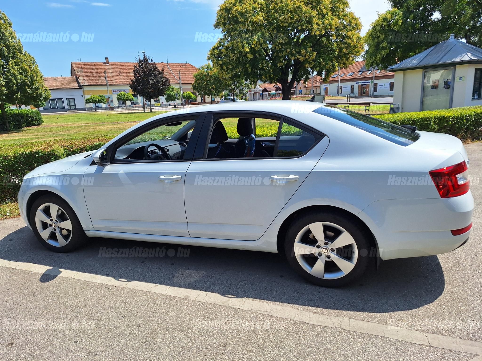 SKODA OCTAVIA 2016/7 - 1