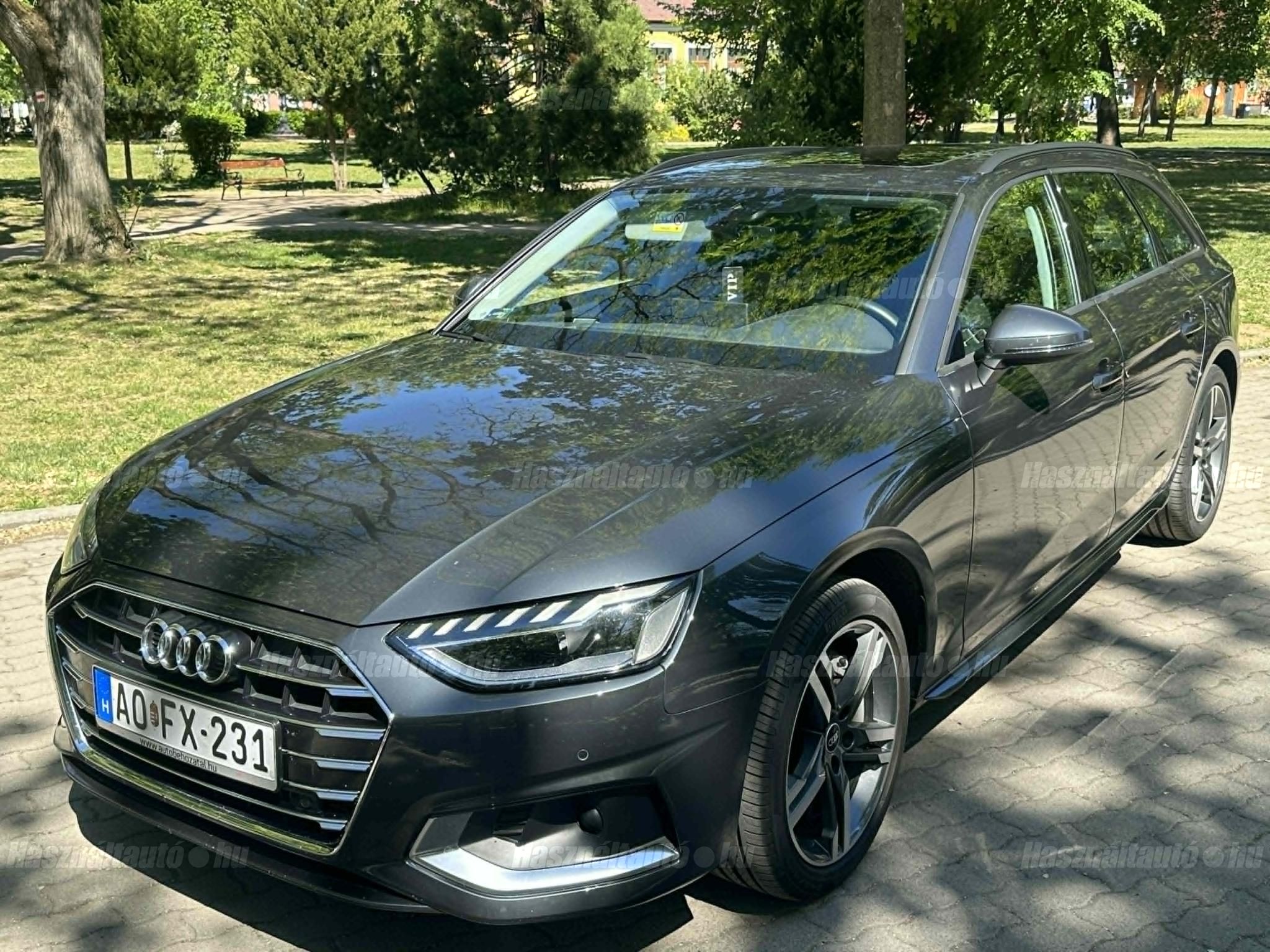 AUDI A4 2022/7 - 1