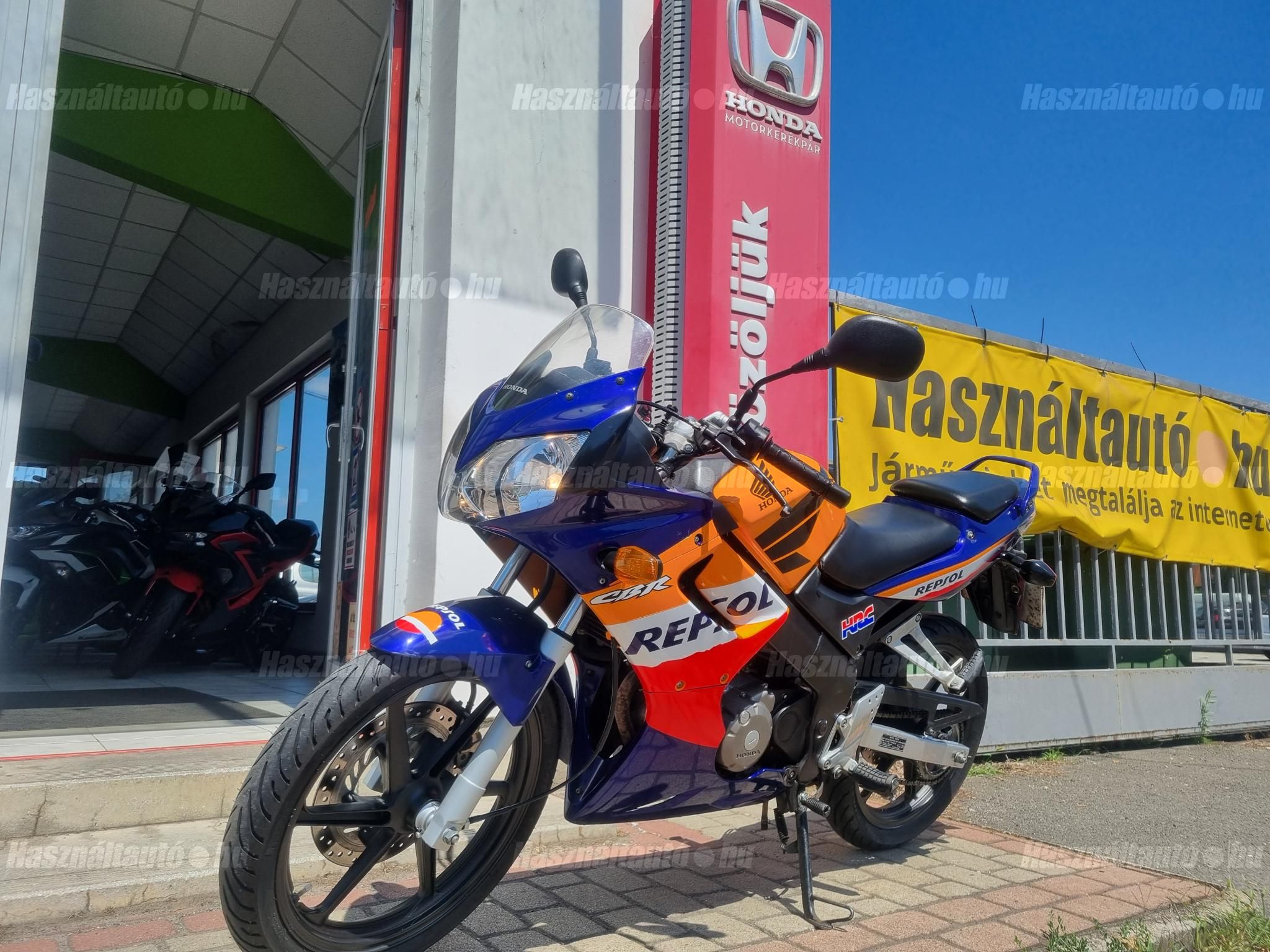 HONDA CBR 125 R 2006/1 - 1
