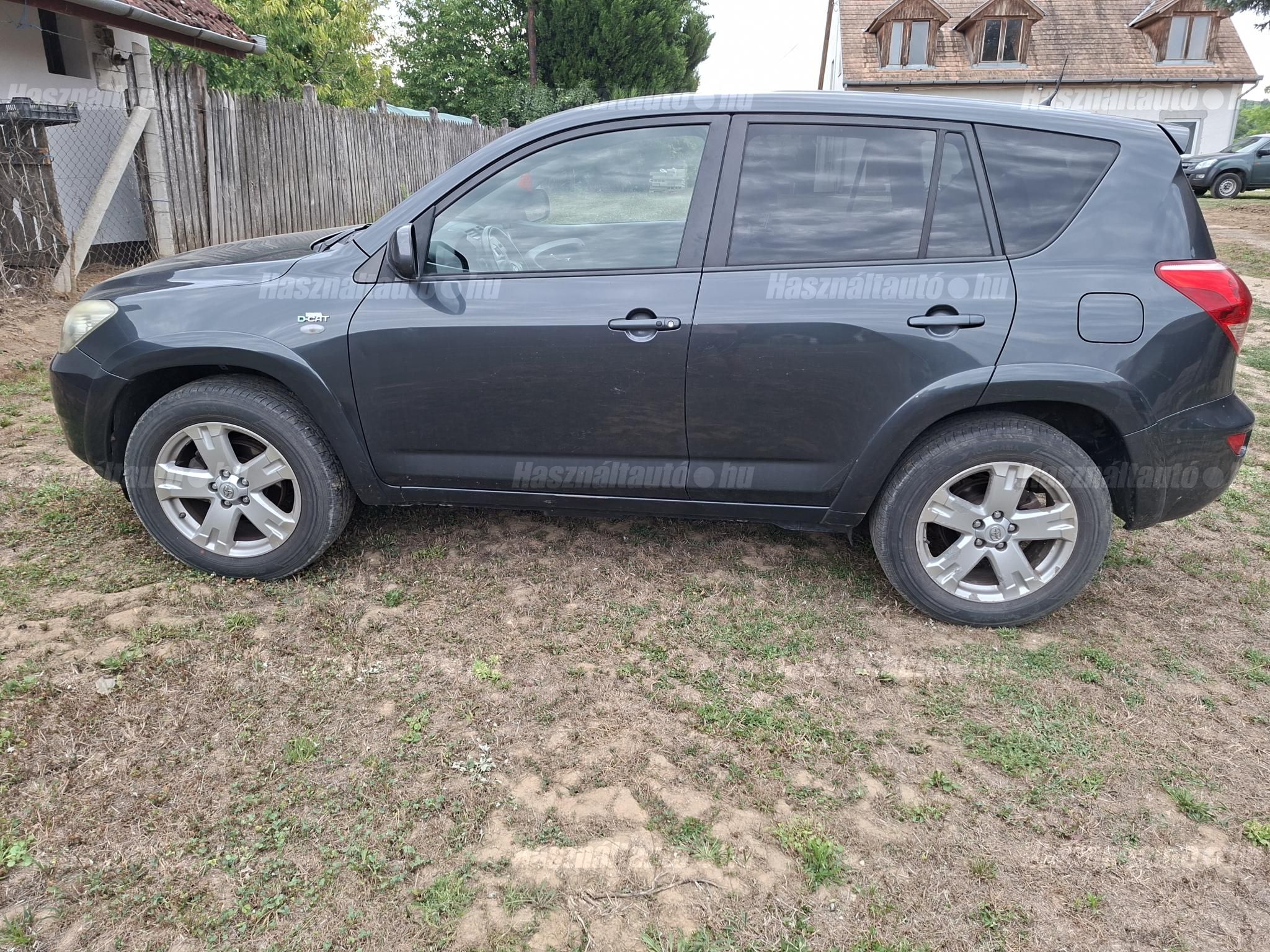 TOYOTA RAV 4 2008/12 - 1