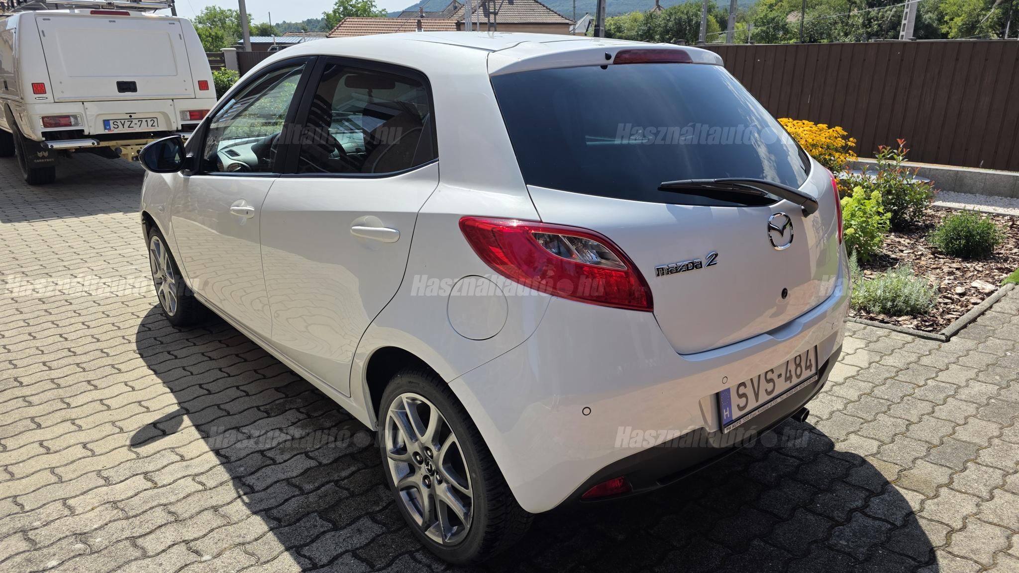 MAZDA 2 2013/7 - 1