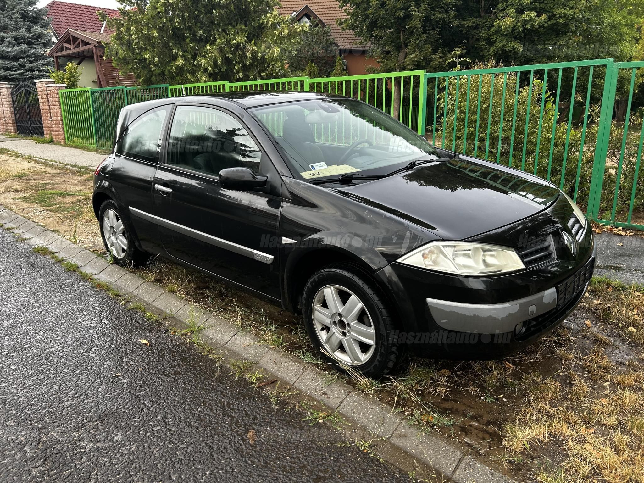RENAULT MEGANE 2004/9 - 1