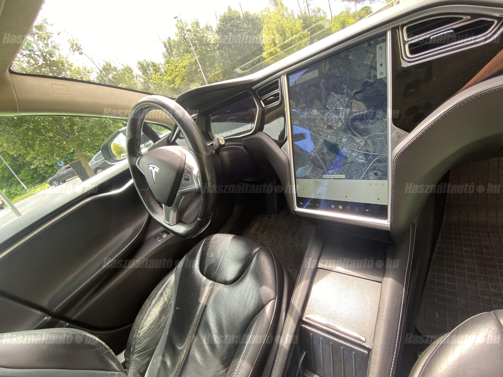 TESLA MODEL S 2015/12 - 1