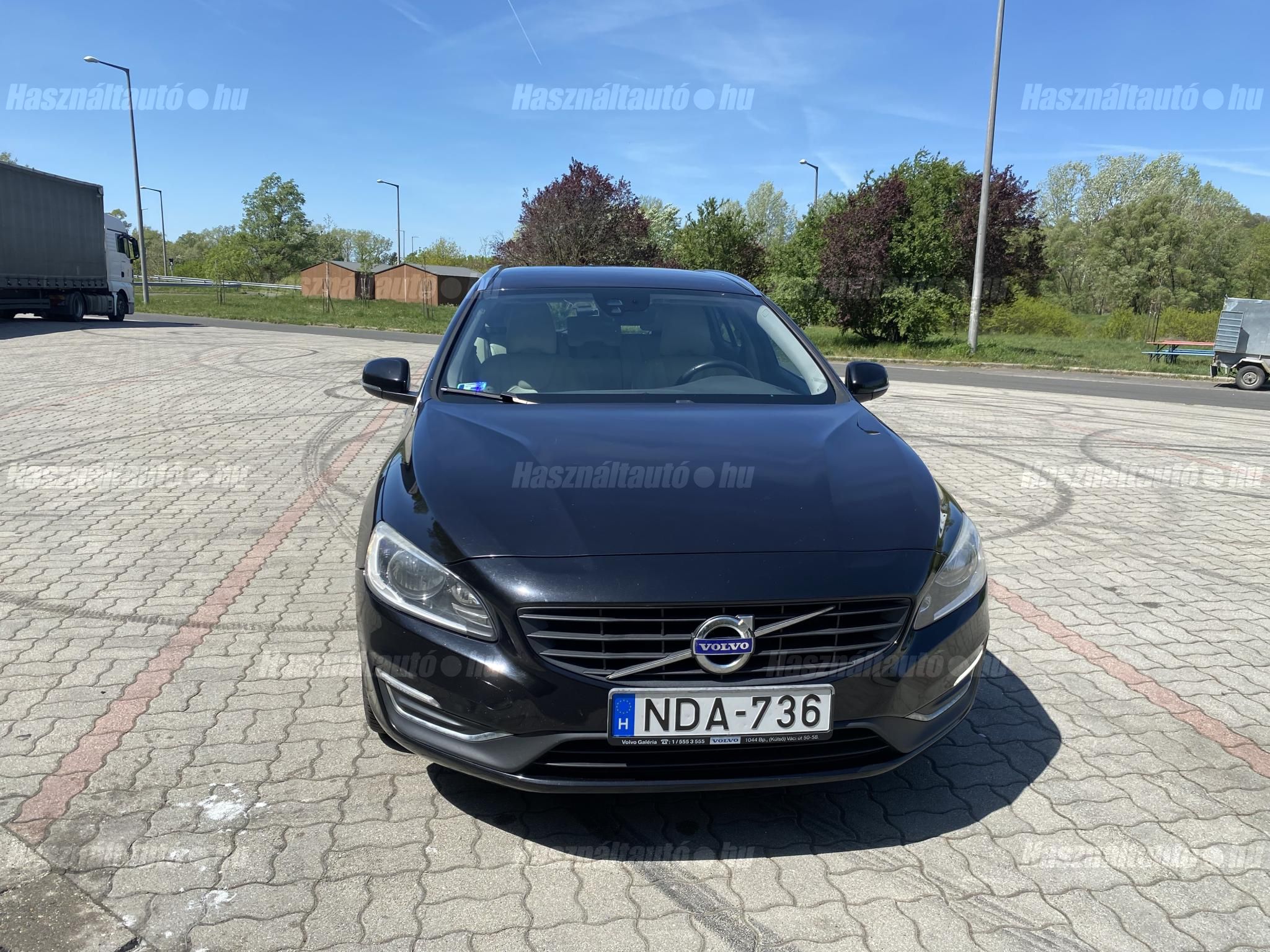 VOLVO V60 2015/6 - 1