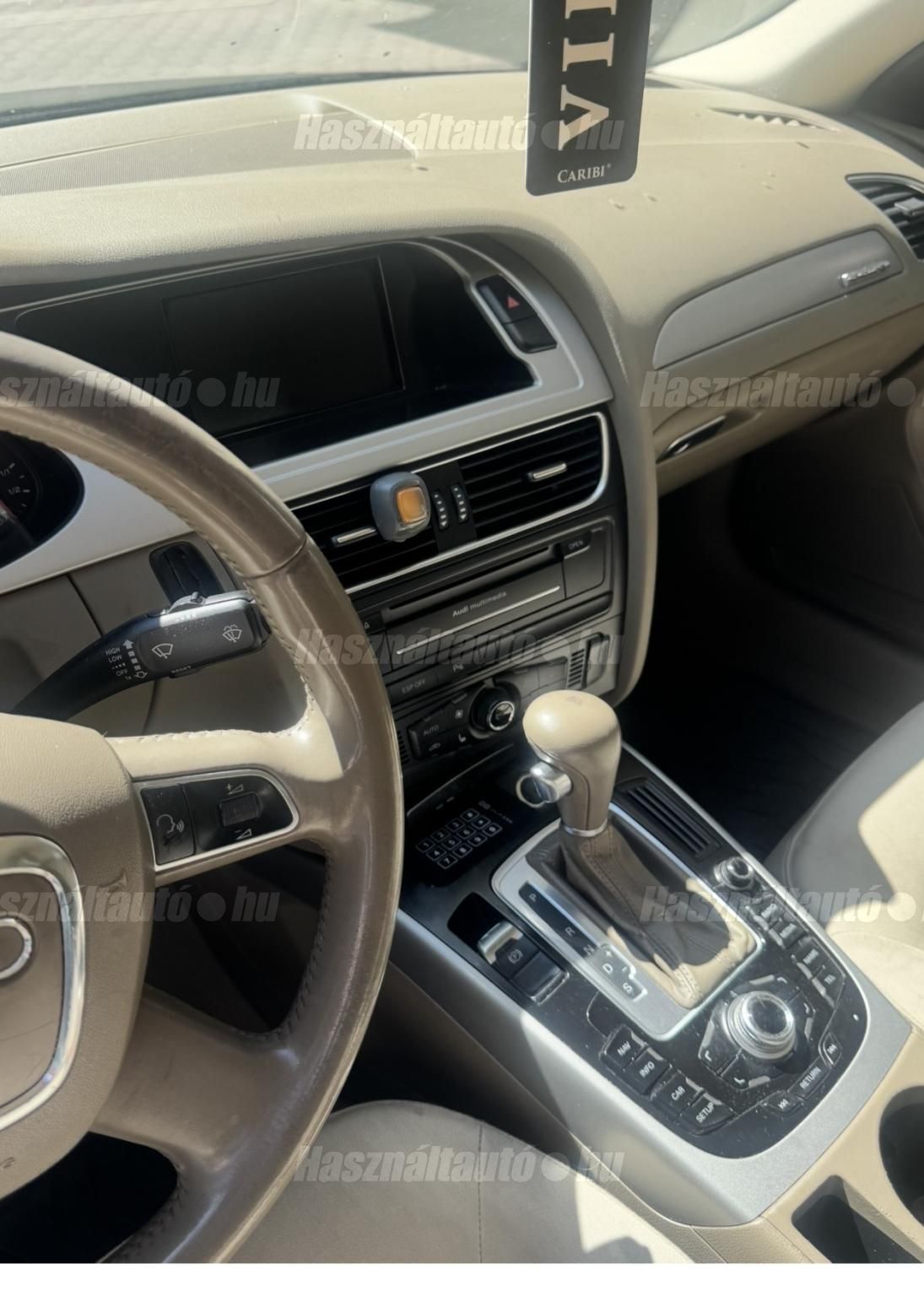 AUDI A4 2010/12 - 1