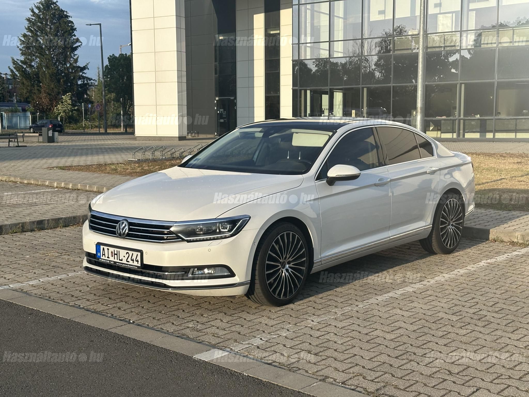 VOLKSWAGEN PASSAT VIII 2015/10 - 1