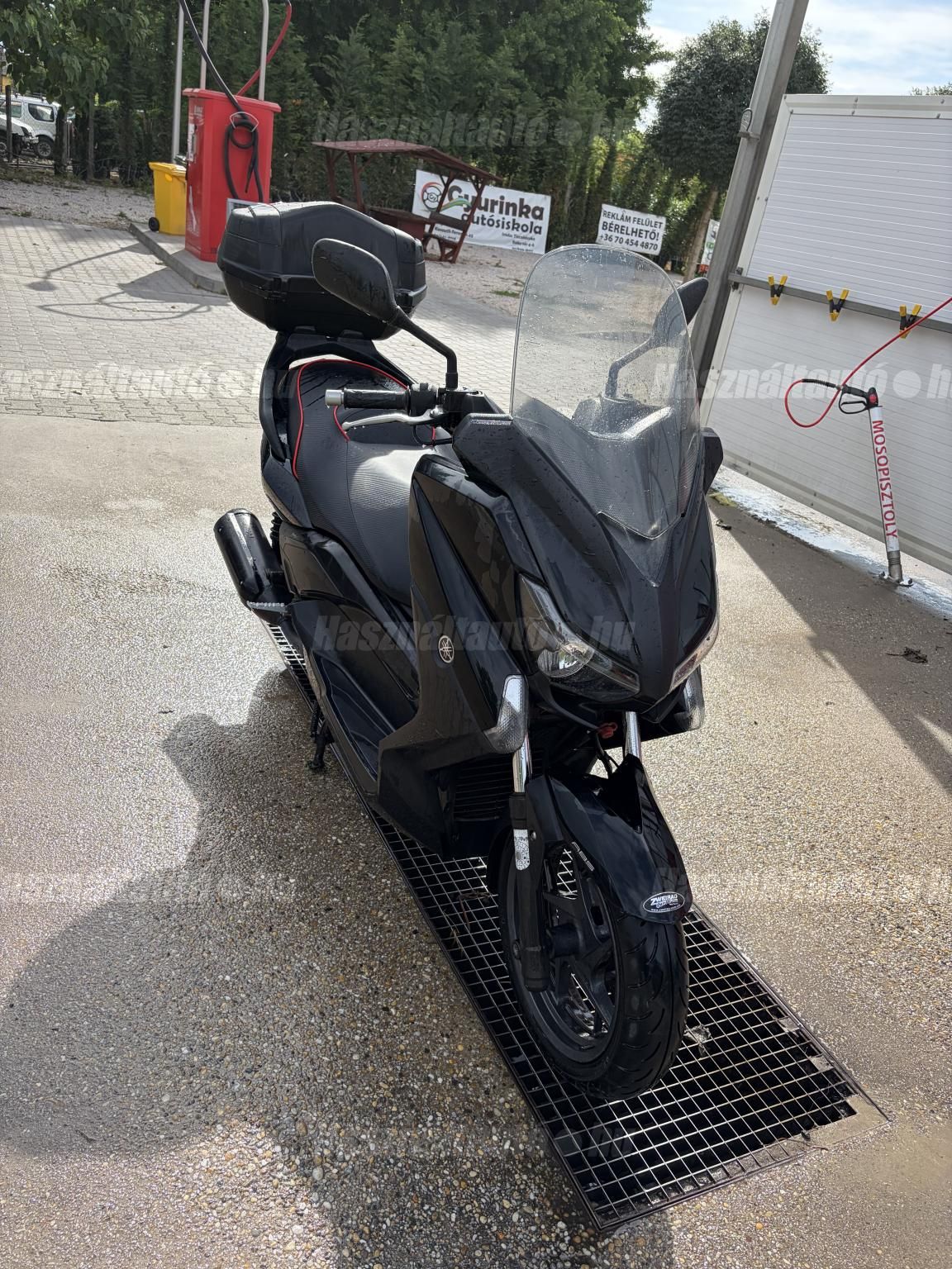 YAMAHA X-MAX 250 2015/7 - 1