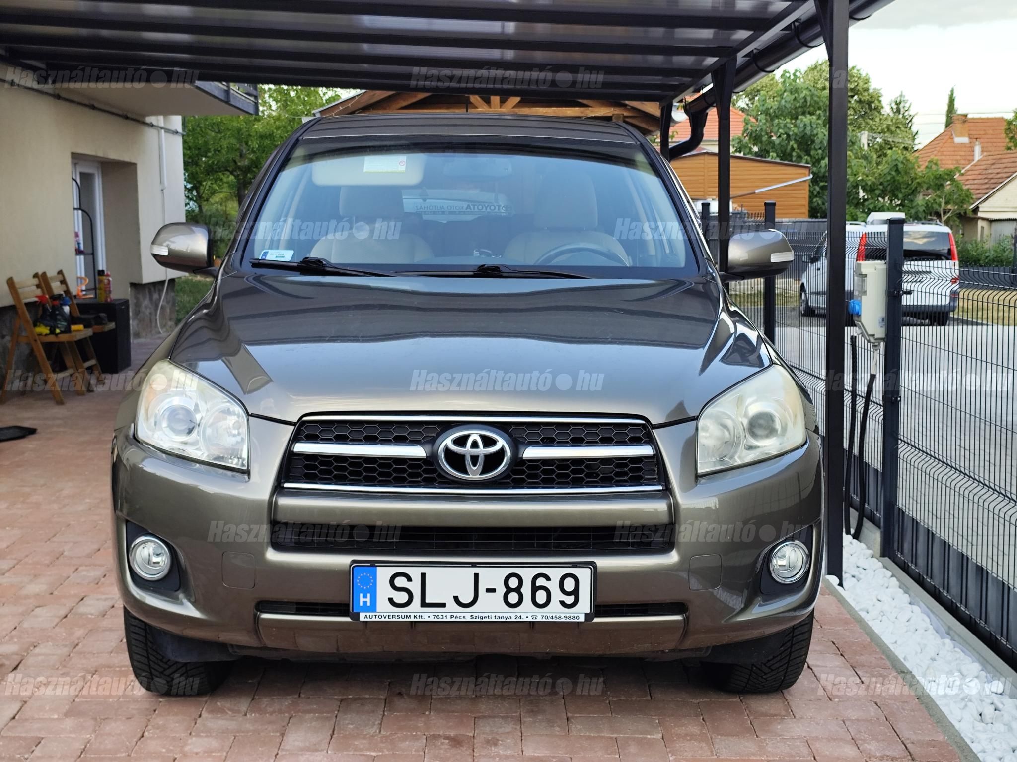 TOYOTA RAV 4 2009/12 - 1