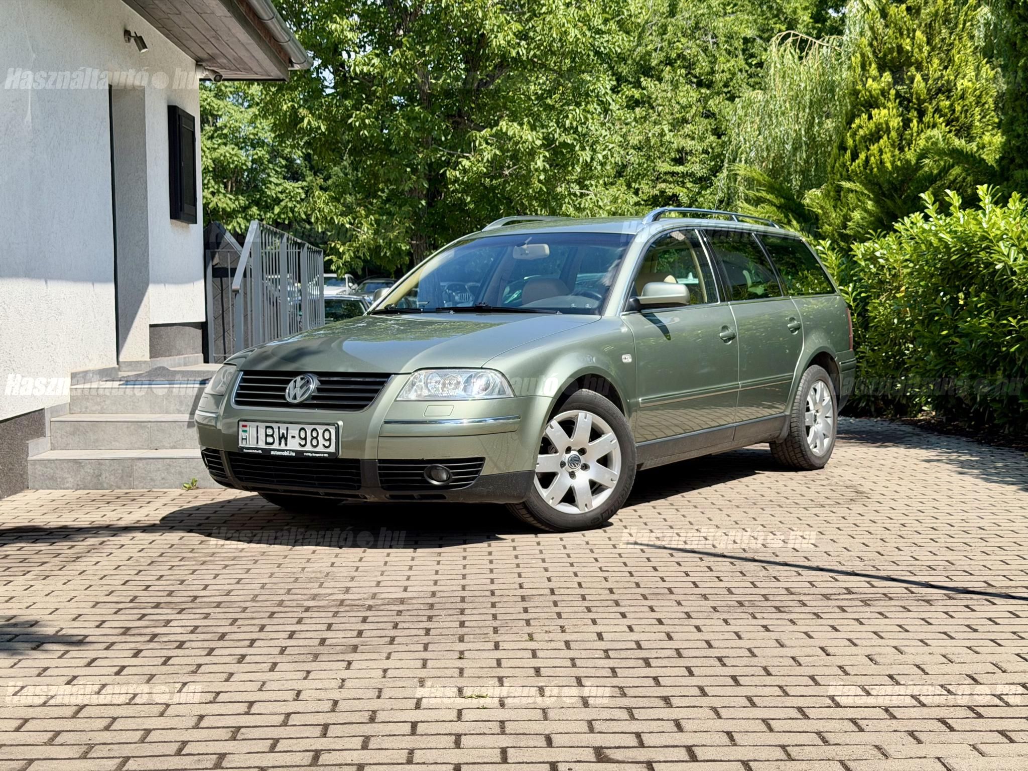 VOLKSWAGEN PASSAT 2002/6 - 1