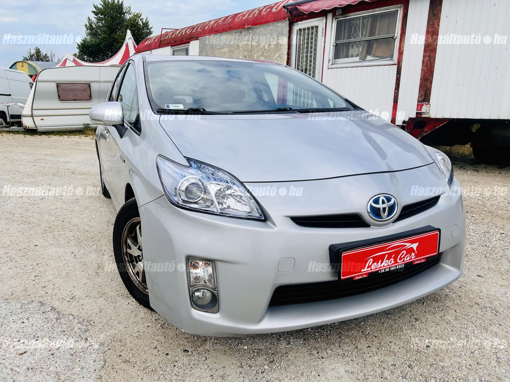 TOYOTA PRIUS 2011/4 - 1