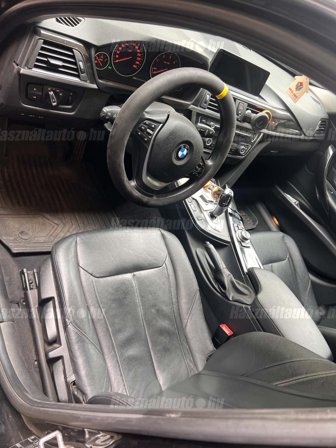 BMW 330 2013/6 - 1