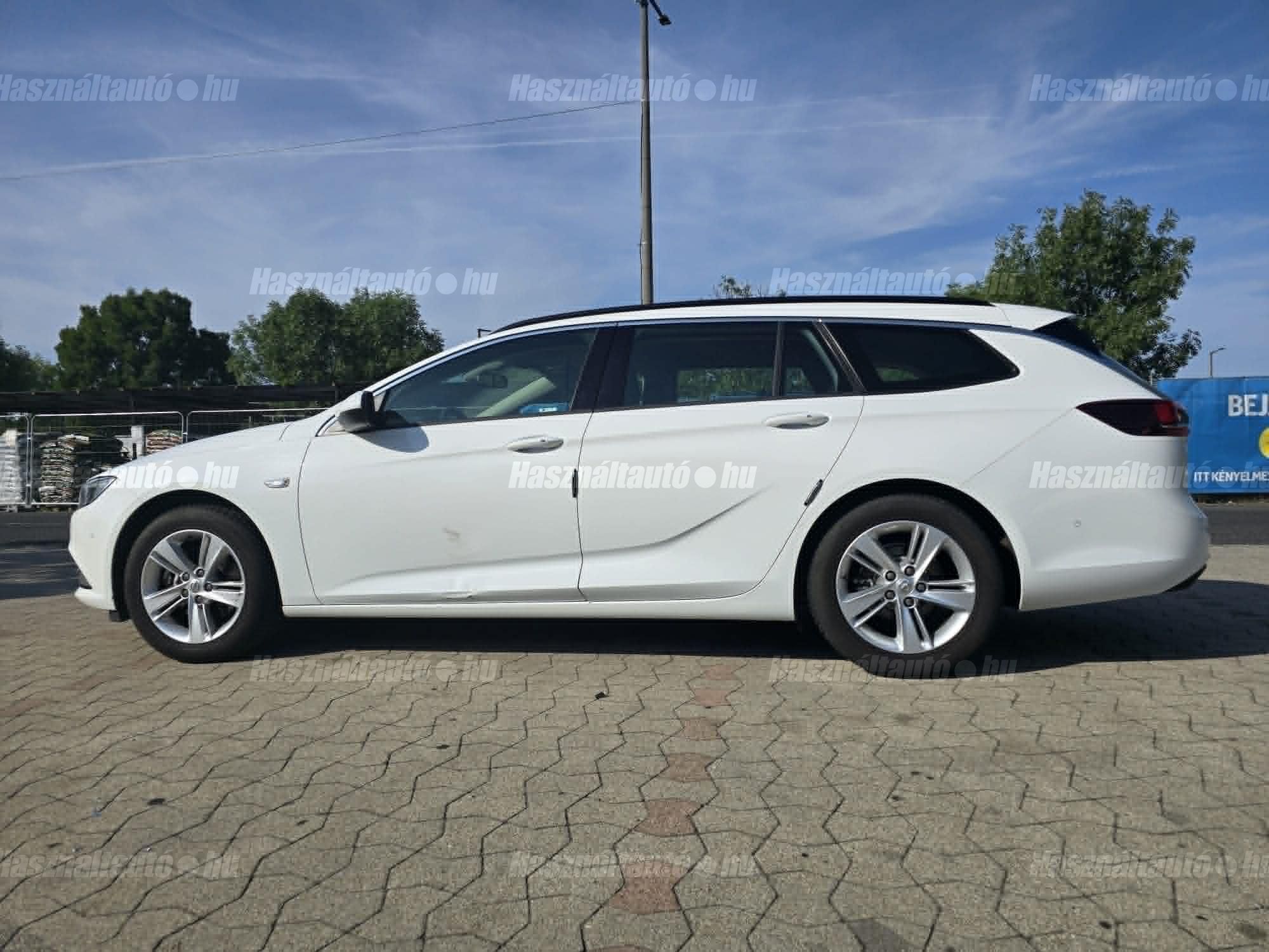 OPEL INSIGNIA 2017 - 1