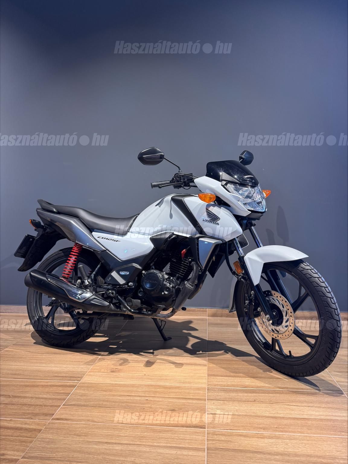 HONDA CBF 2024 - 1