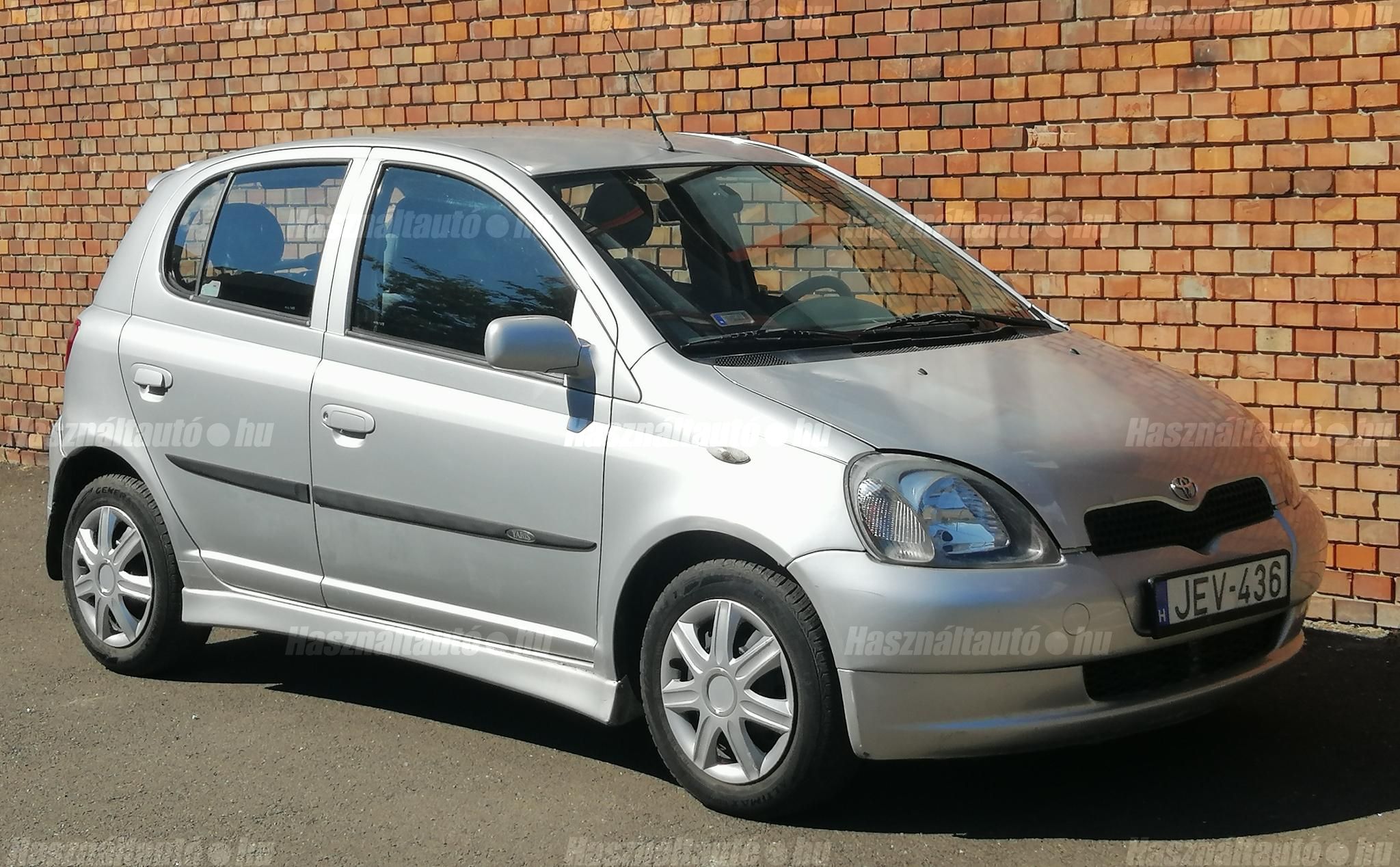 TOYOTA YARIS 2000/1 - 1