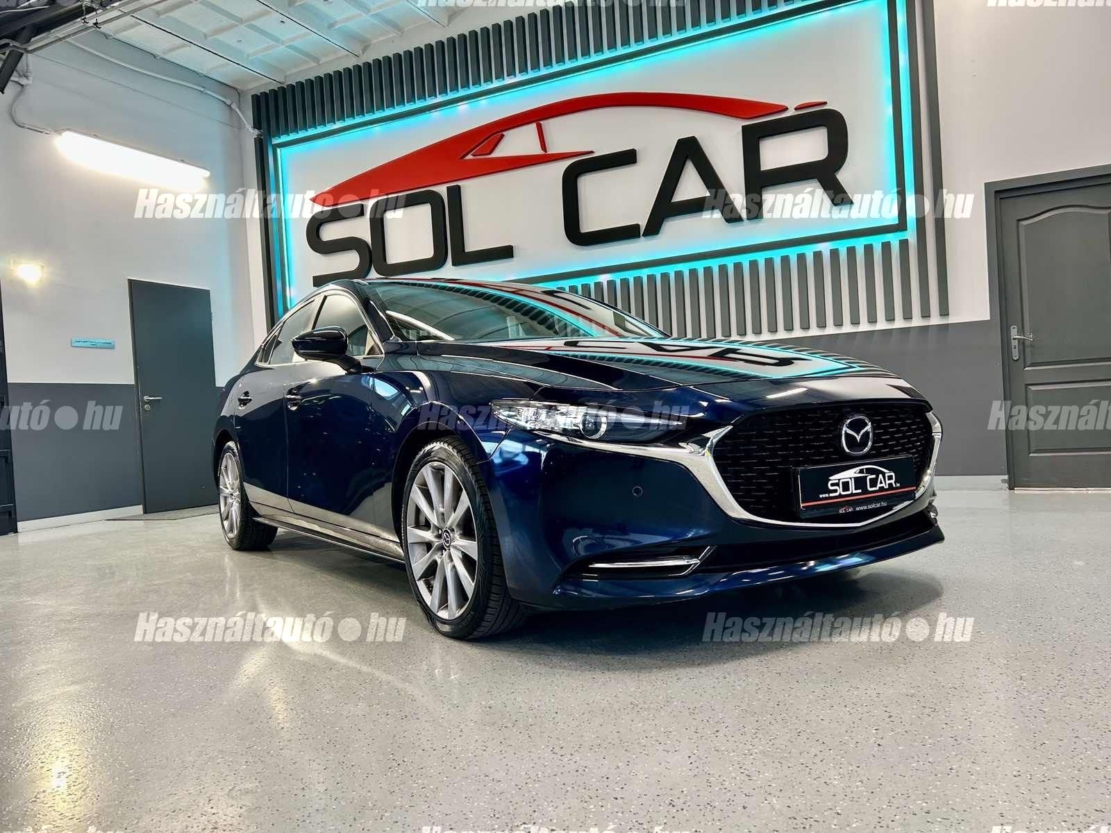 MAZDA 3 2020/8 - 1