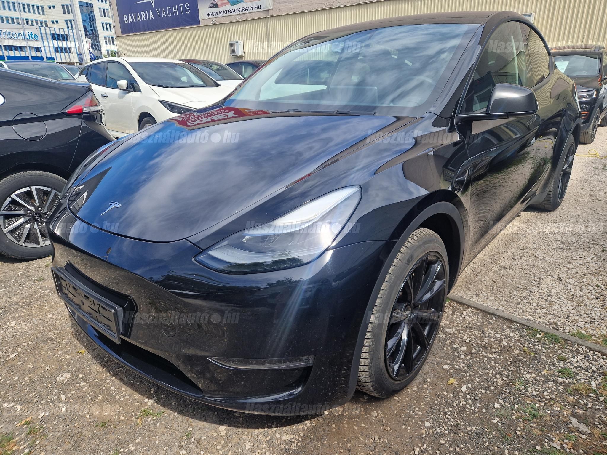 TESLA MODEL Y 2023/6 - 1