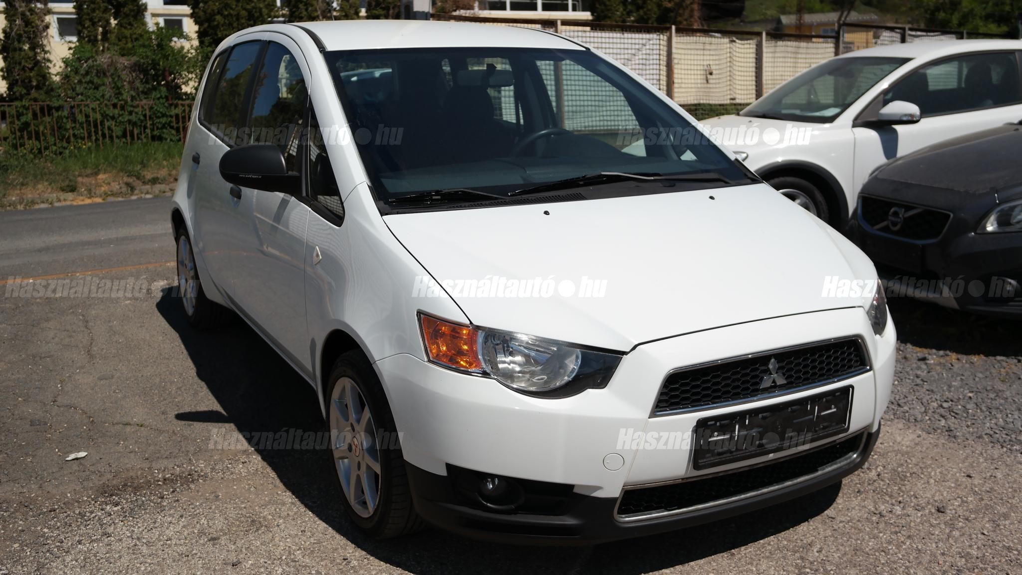MITSUBISHI COLT 2013 - 1
