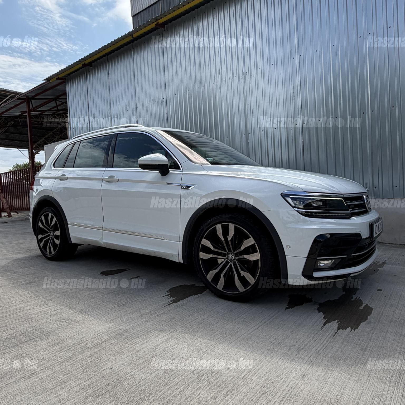 VOLKSWAGEN TIGUAN 2019/12 - 1