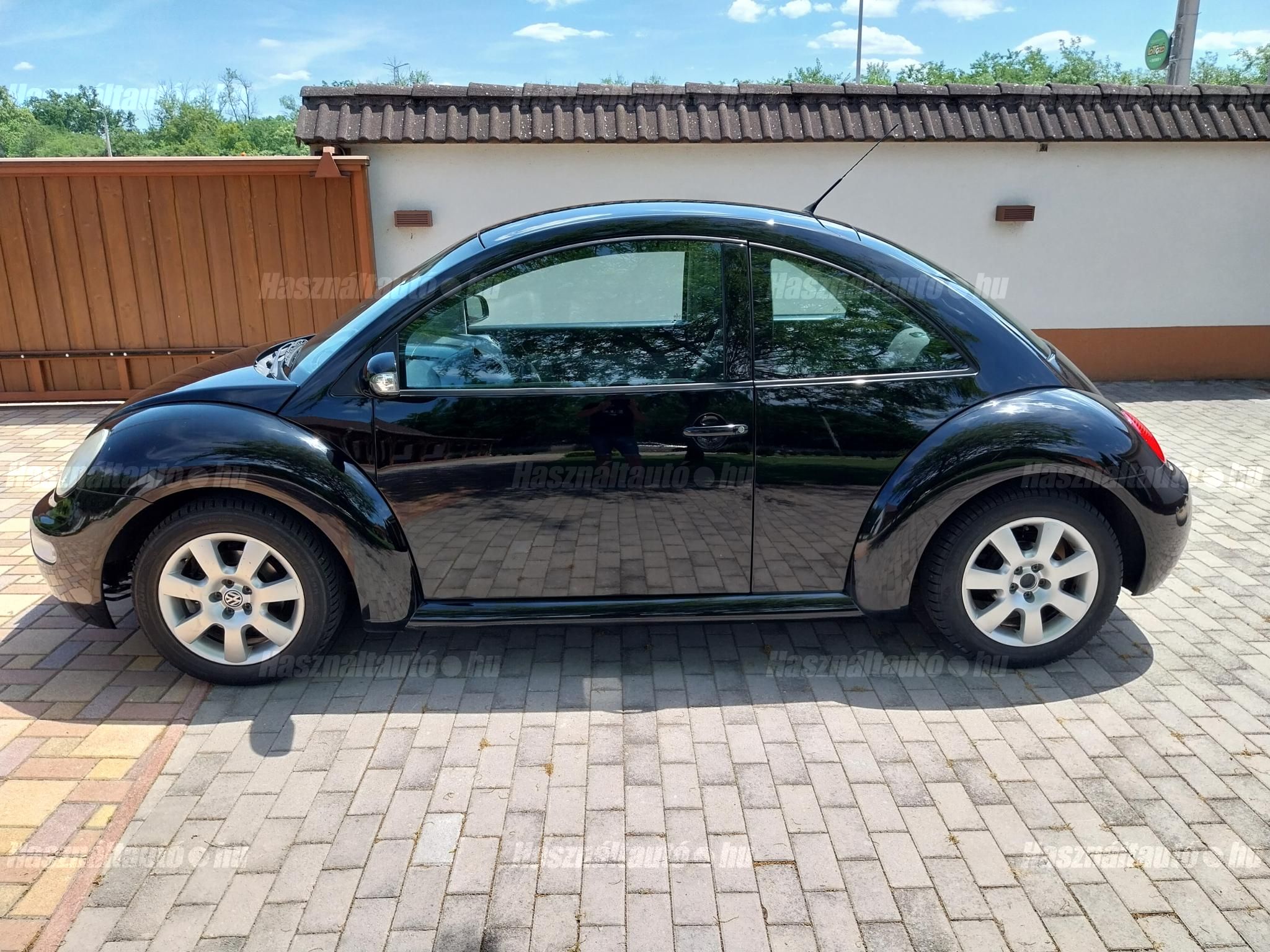 VOLKSWAGEN NEW BEETLE 2004/12 - 1