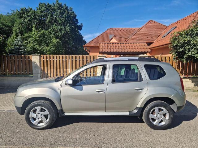 DACIA DUSTER 2012/1 - 1