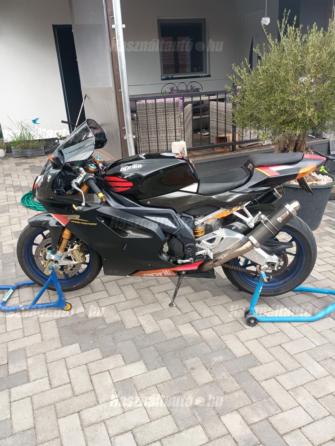 APRILIA RSV 1000 2004/9 - 1