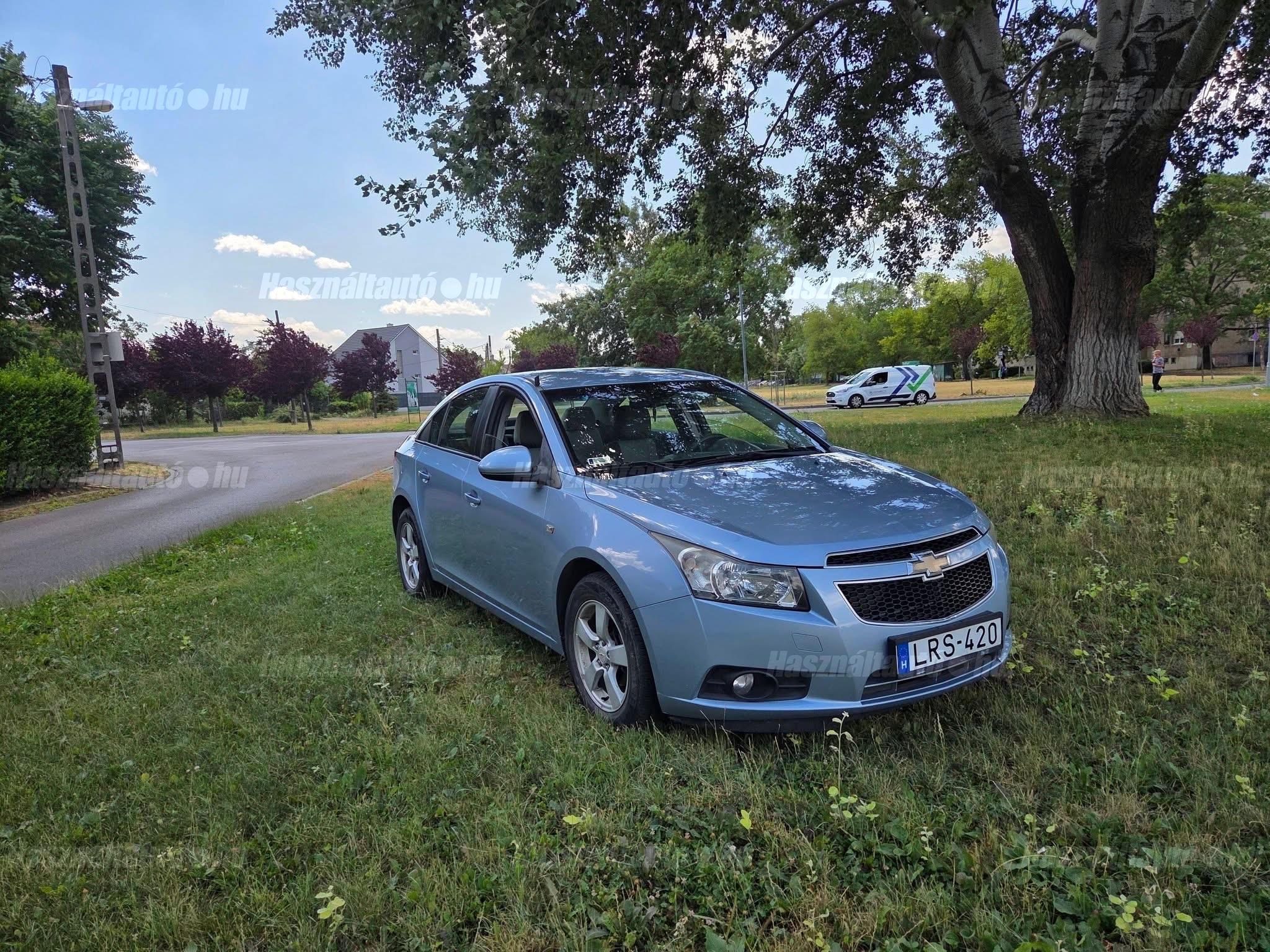 CHEVROLET CRUZE 2010 - 1