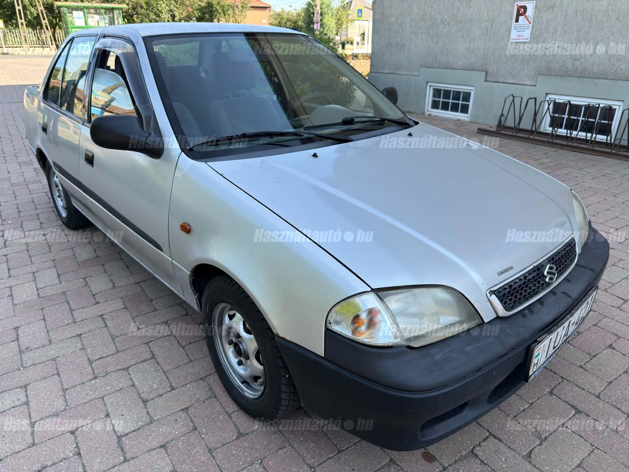 SUZUKI SWIFT 2003/7 - 1