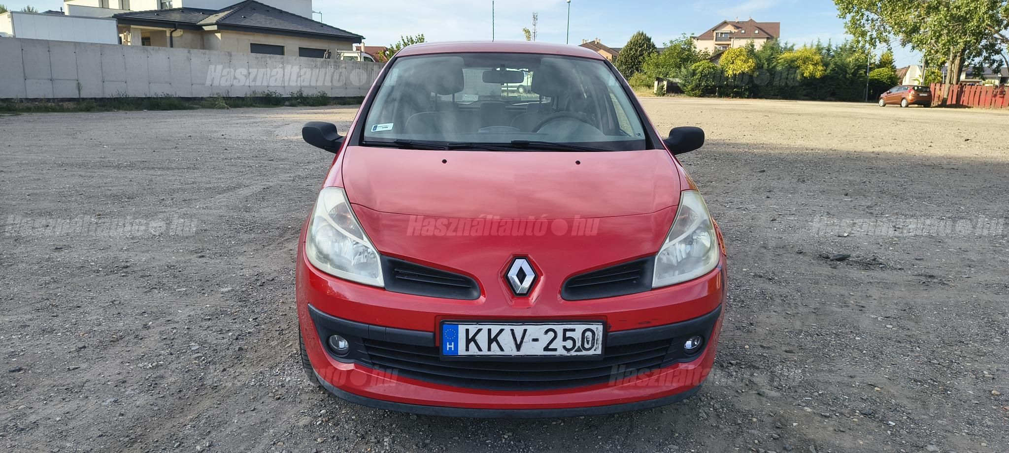 RENAULT CLIO 2006/10 - 1