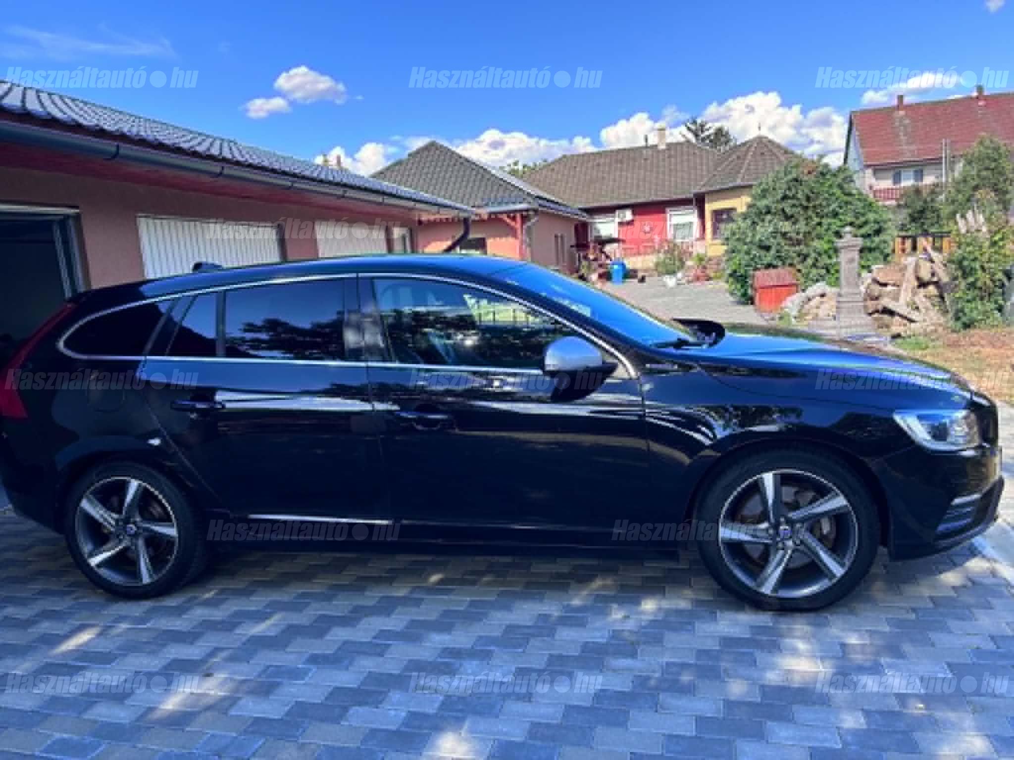 VOLVO V60 2015/9 - 1