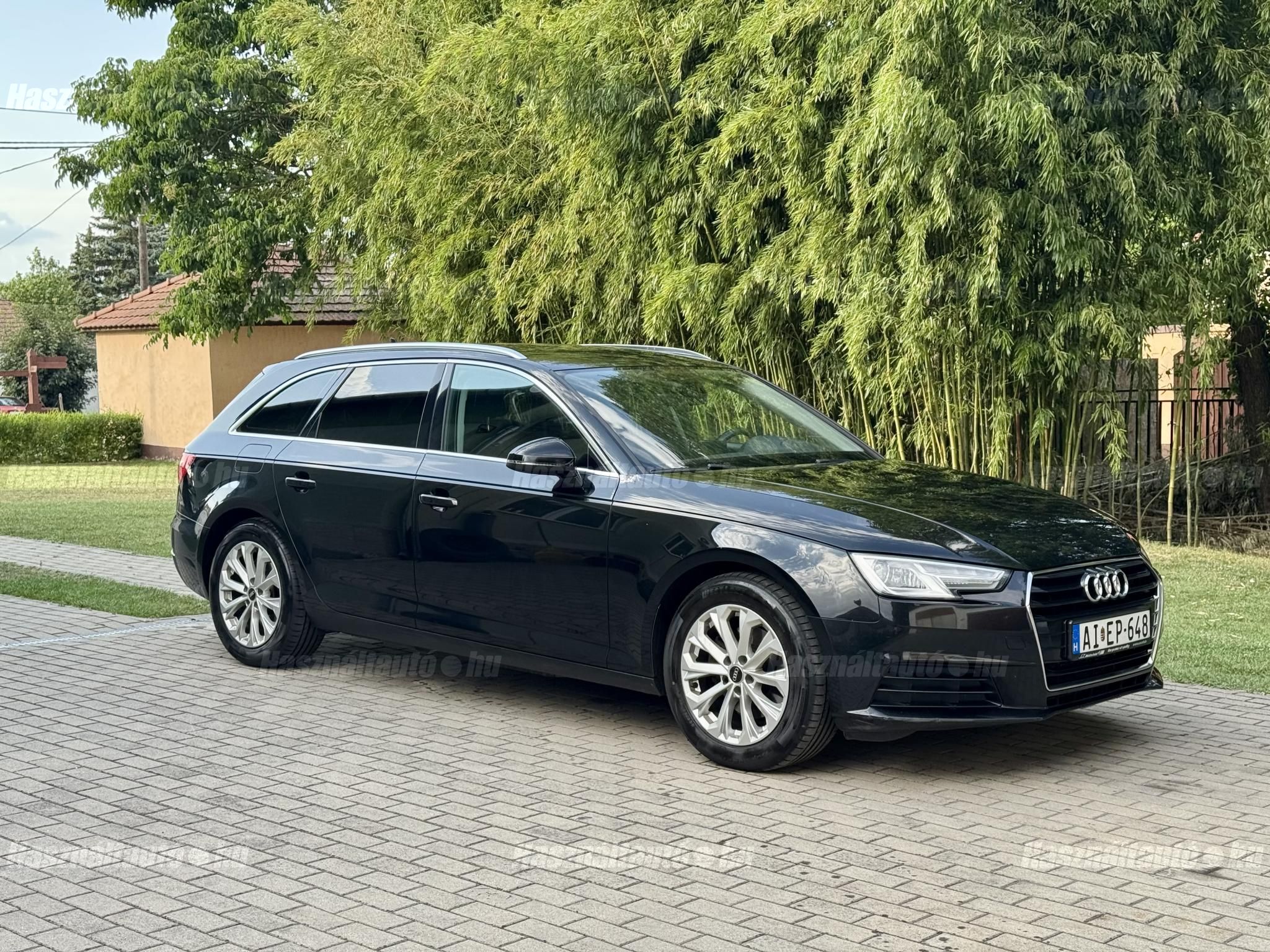AUDI A4 2016/6 - 1