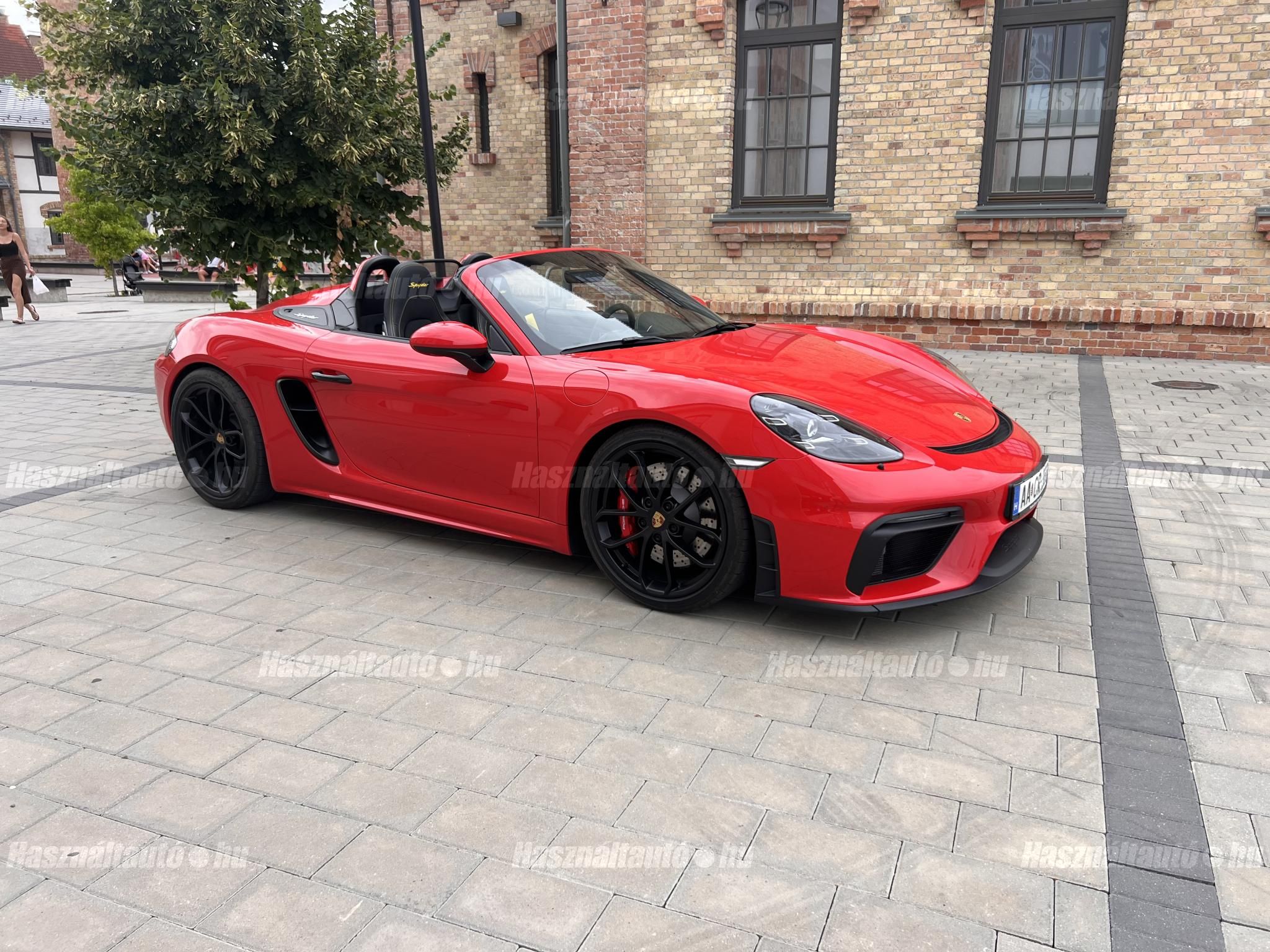 PORSCHE 718 2022 - 1