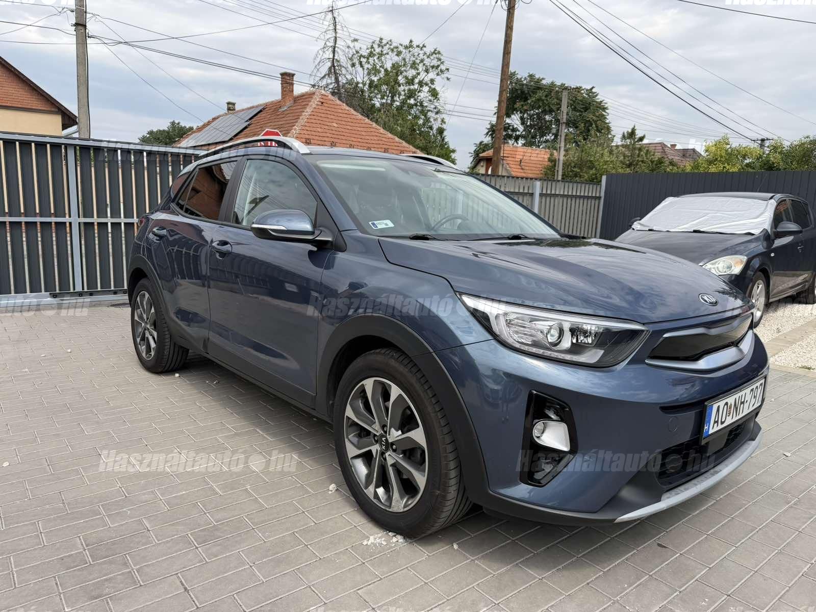 KIA STONIC 2018/7 - 1