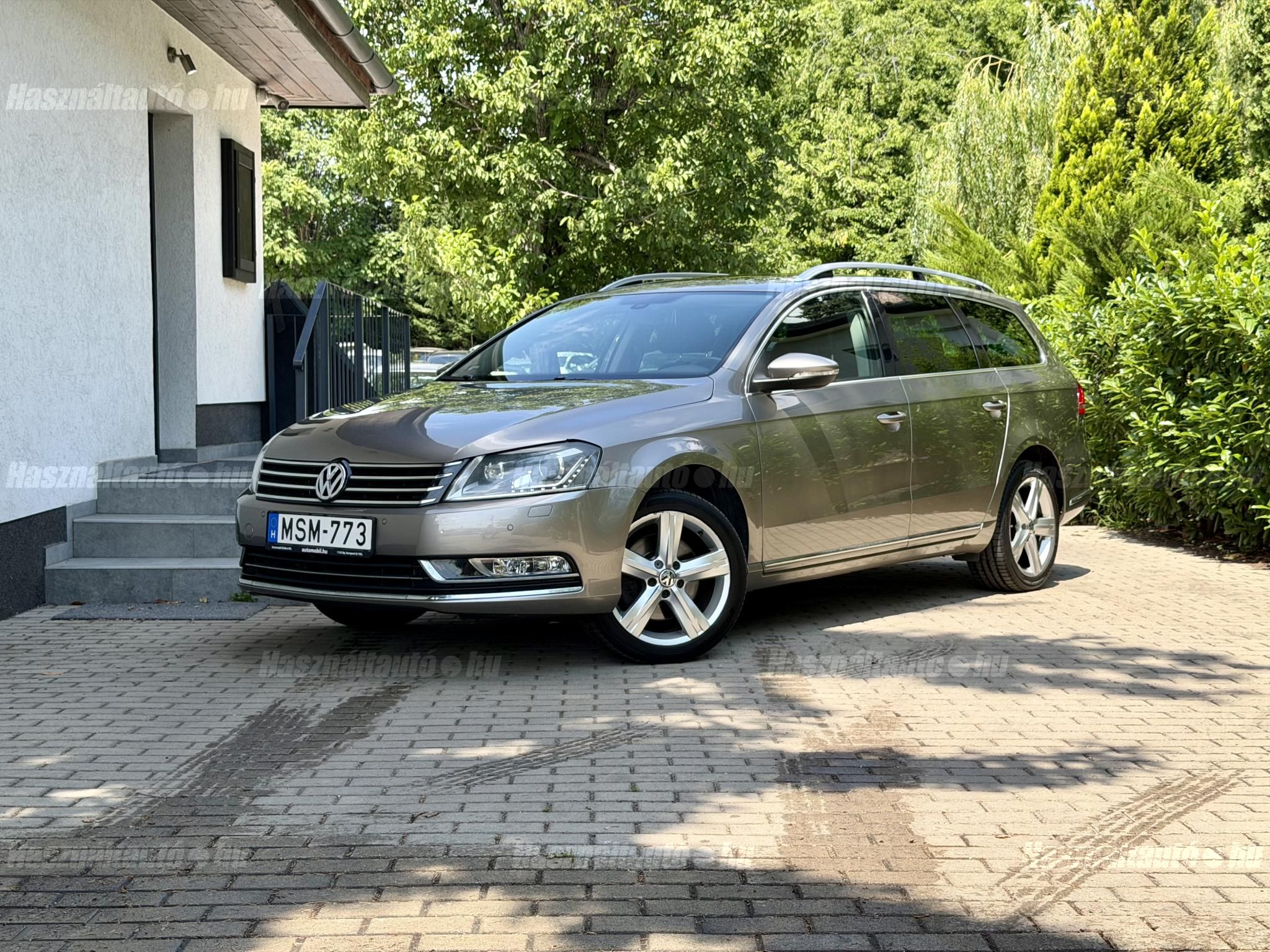 VOLKSWAGEN PASSAT 2014/4 - 1