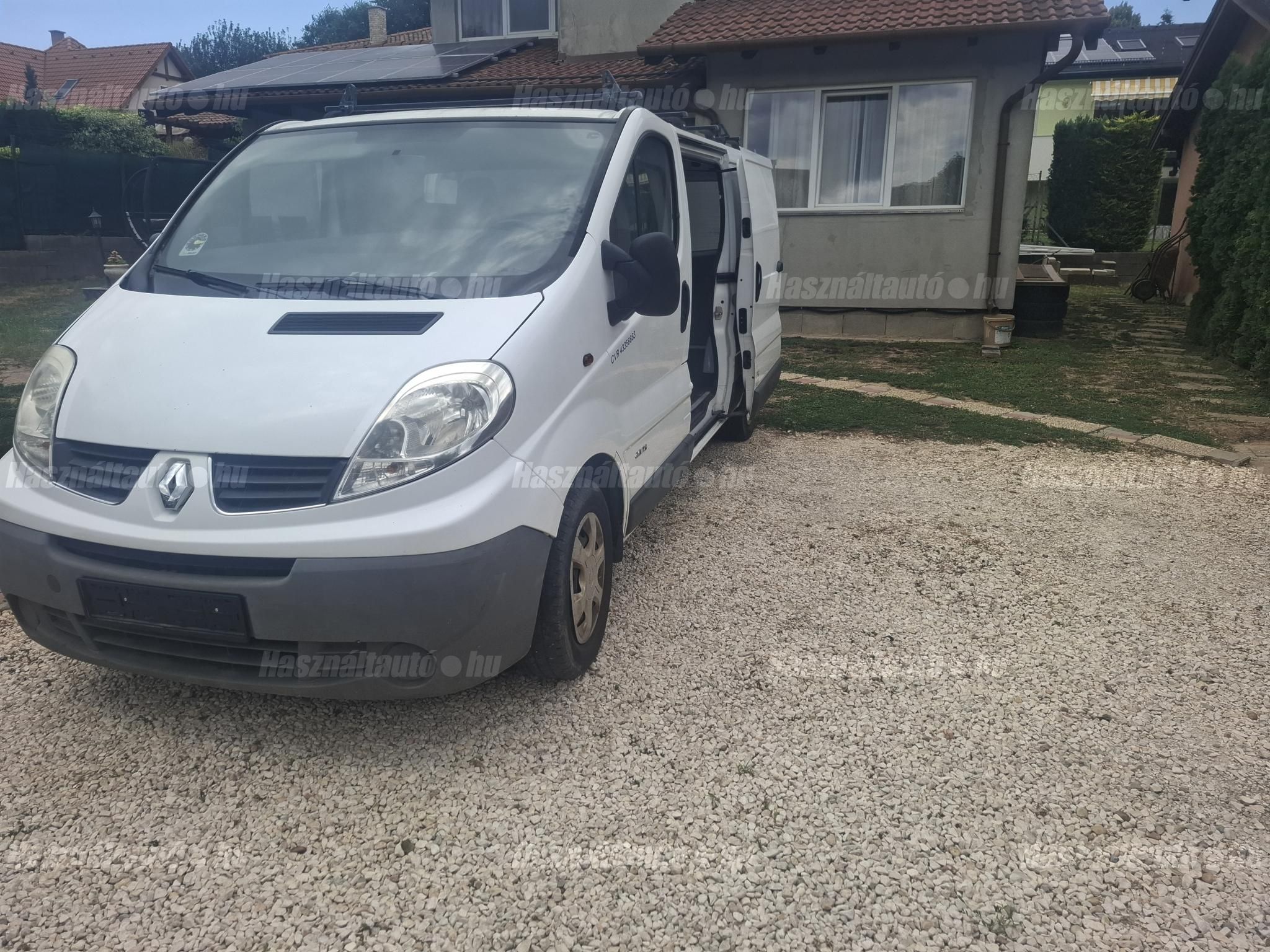 RENAULT TRAFIC 2009/3 - 1