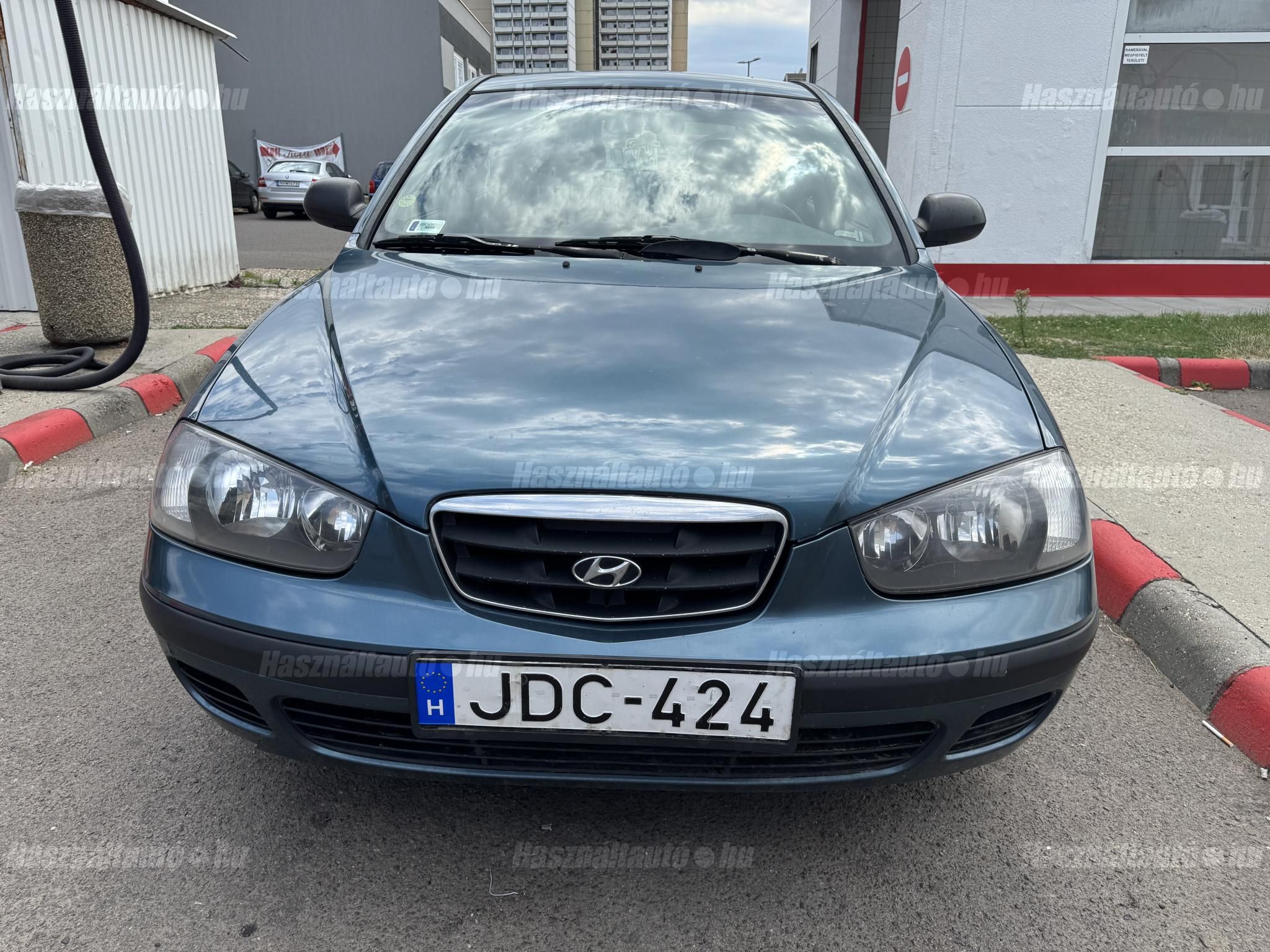 HYUNDAI ELANTRA 2004/1 - 1