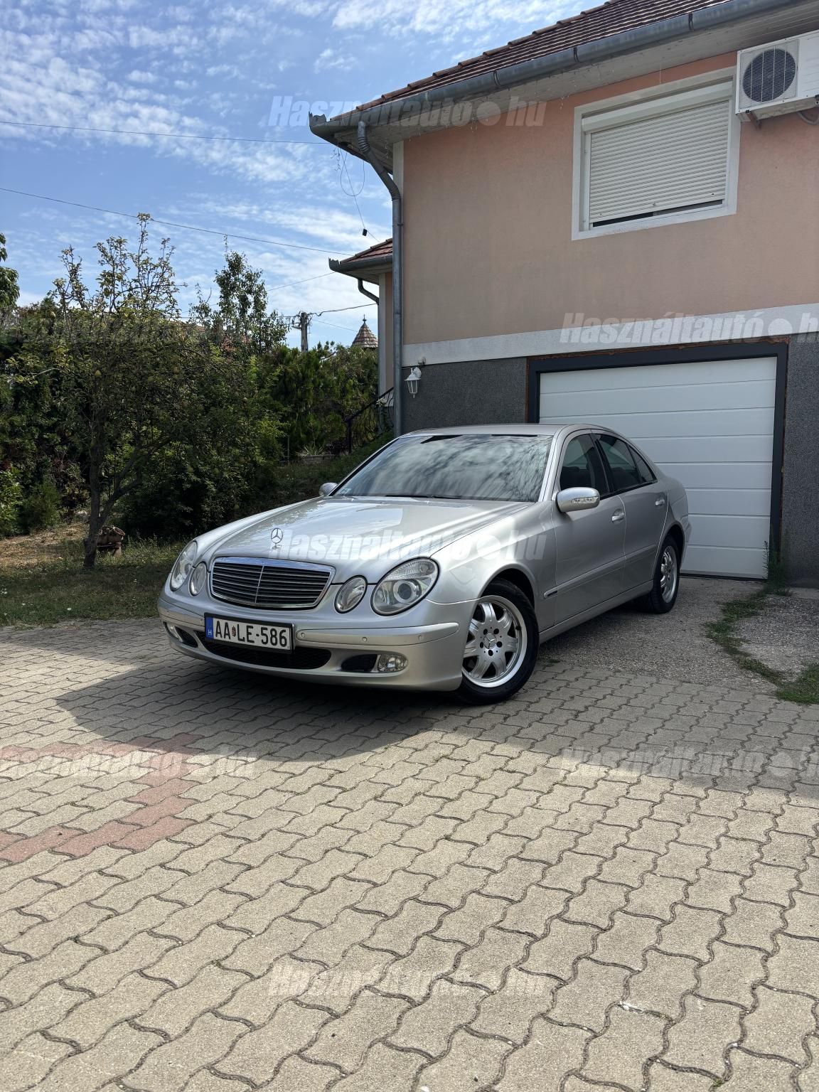 MERCEDES-BENZ E 200 2003/7 - 1