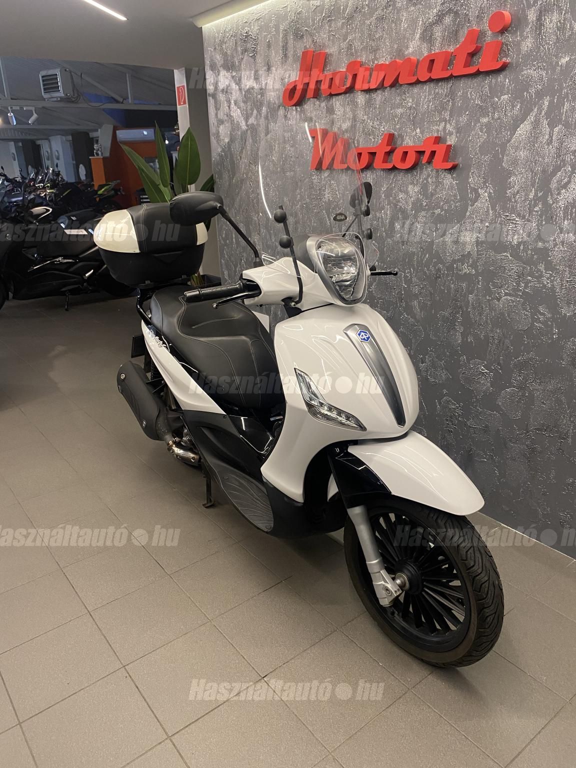 PIAGGIO BEVERLY 125 2014 - 1